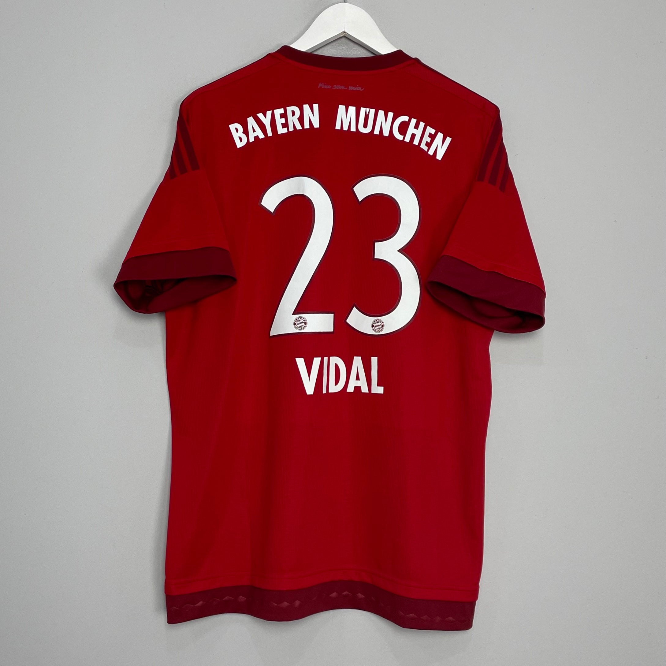 Shop 2015/16 BAYERN MUNICH VIDAL #23 HOME SHIRT (XL) ADIDAS, classic football shirts, vintage football shirts & retro soccer jerseys at Cult Kits
