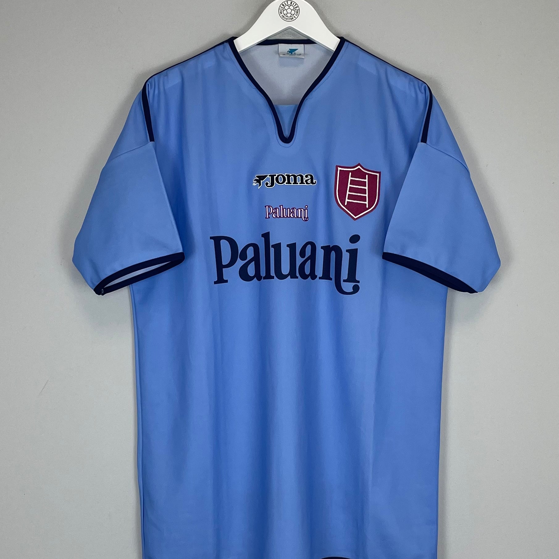 Shop 2001/02 CHIVEO VERONA AWAY SHIRT (M) JOMA, classic football shirts, vintage football shirts & retro soccer jerseys at Cult Kits