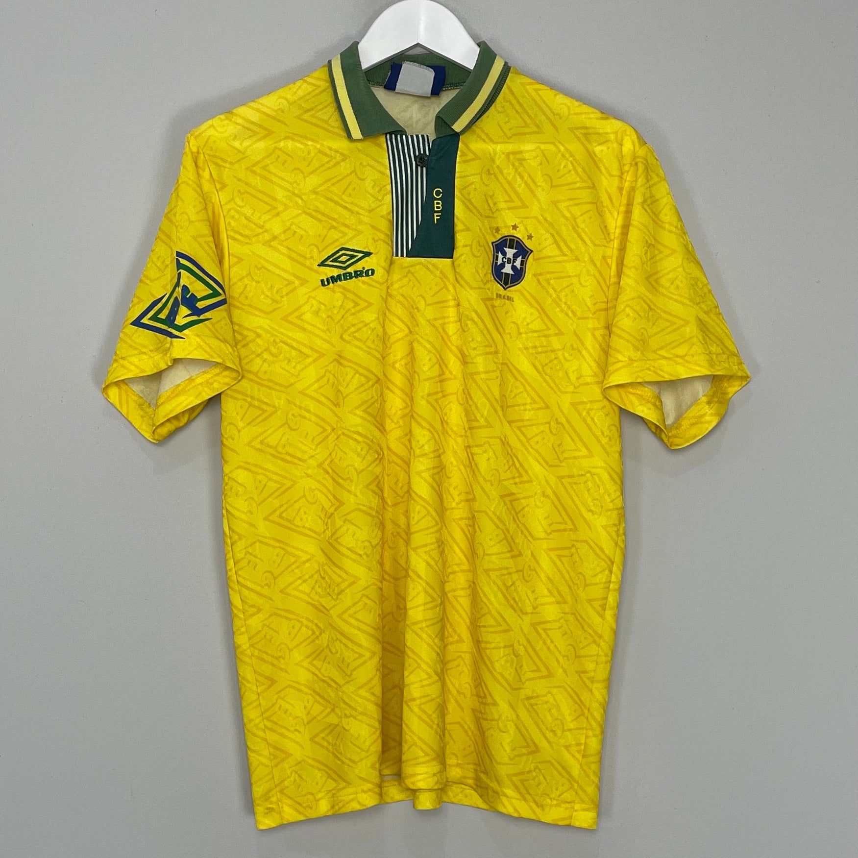 Shop 1991/93 BRAZIL HOME SHIRT (M) UMBRO, classic football shirts, vintage football shirts & retro soccer jerseys at Cult Kits
