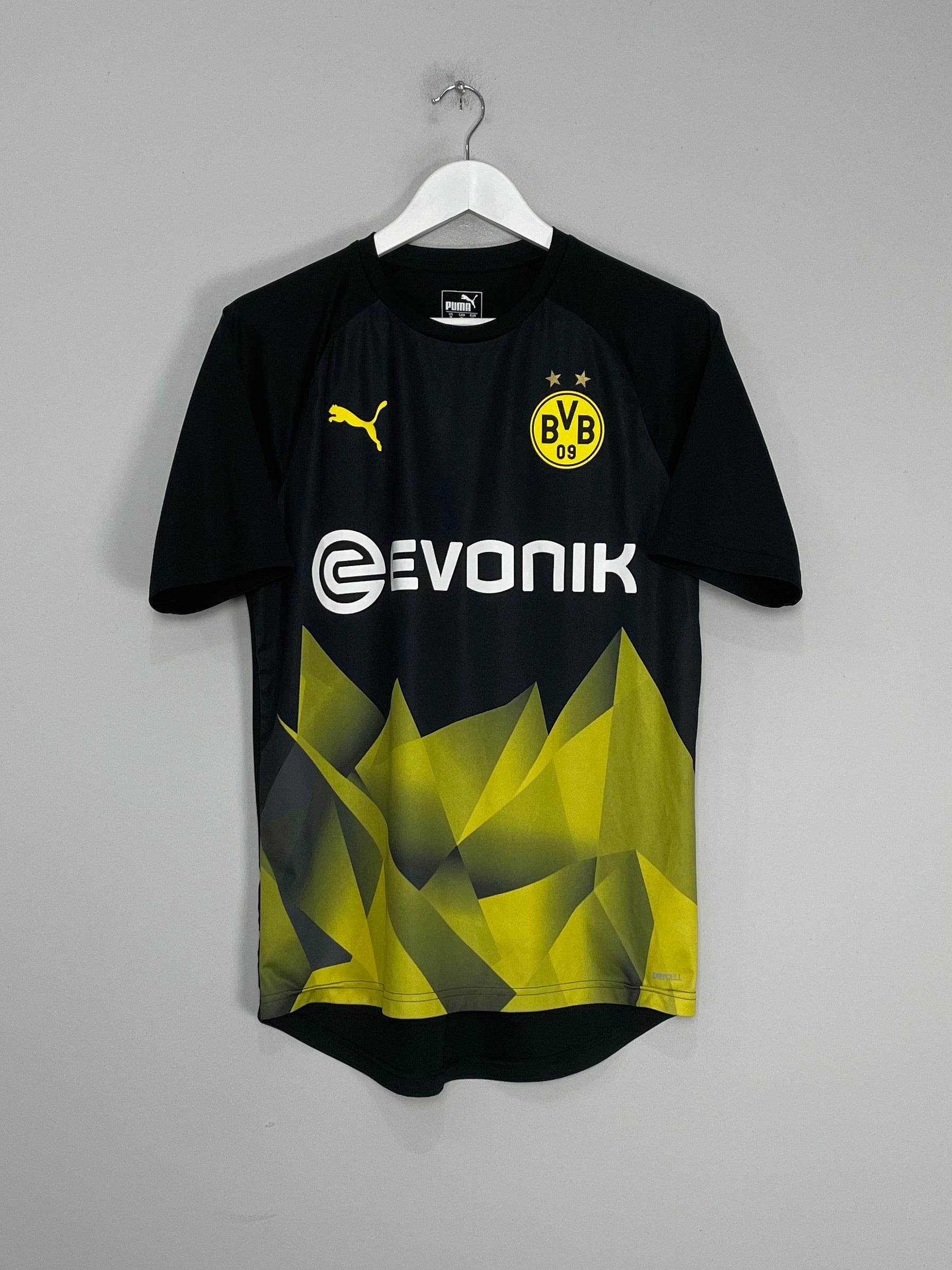 Shop 2019/20 DORTMUND PRE-MATCH SHIRT (M) PUMA, classic football shirts, vintage football shirts & retro soccer jerseys at Cult Kits