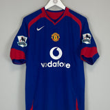 Shop 2005/06 MANCHESTER UNITED RONALDO #7 AWAY SHIRT (L) NIKE, classic football shirts, vintage football shirts & retro soccer jerseys at Cult Kits