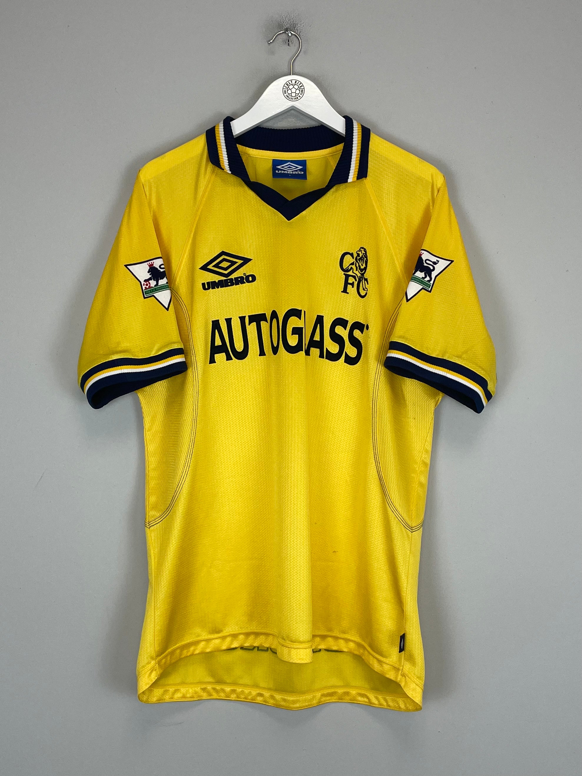 Shop 1998/00 CHELSEA ZOLA #25 THIRD SHIRT (L) UMBRO, classic football shirts, vintage football shirts & retro soccer jerseys at Cult Kits