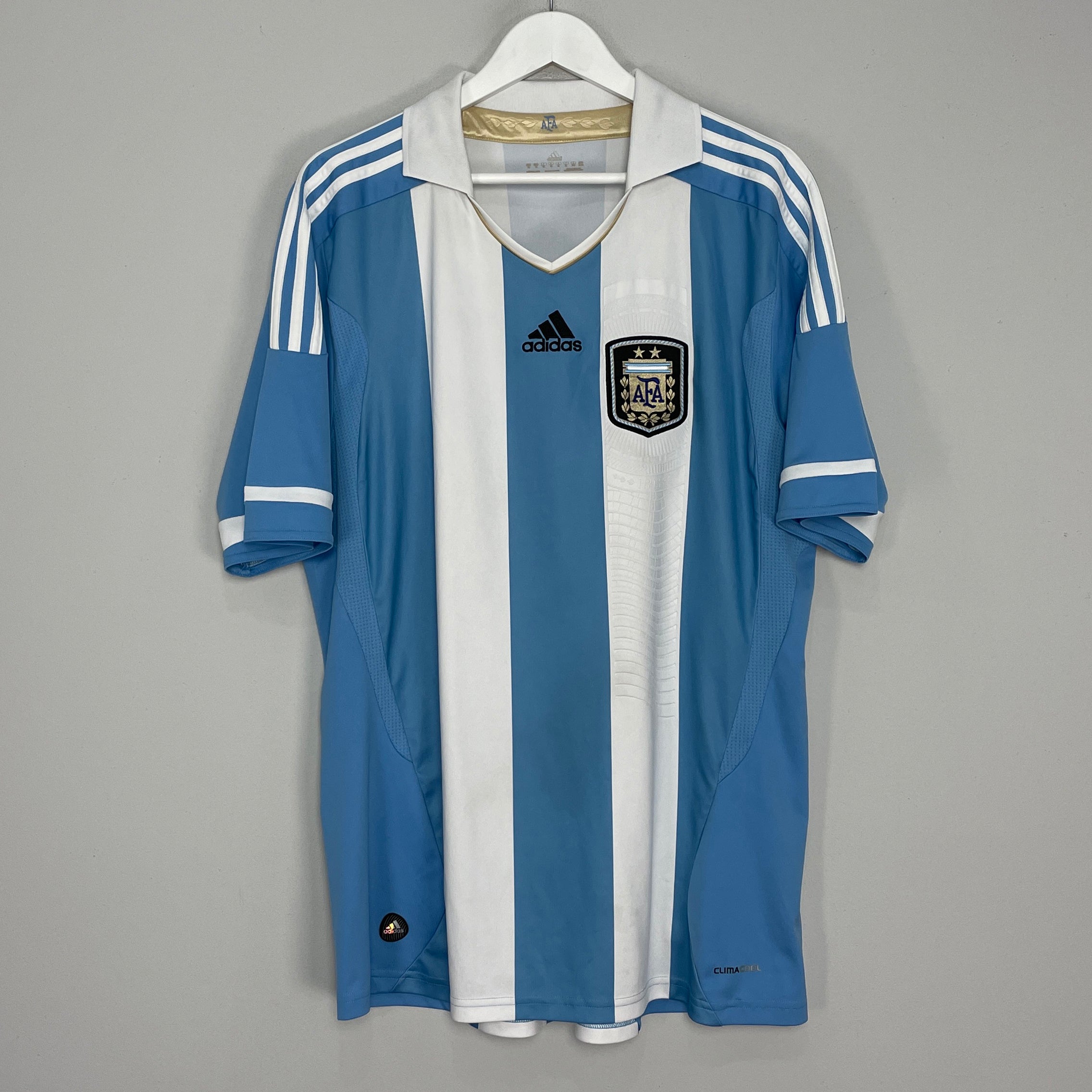 Shop 2011/13 ARGENTINA HOME SHIRT (XL) ADIDAS, classic football shirts, vintage football shirts & retro soccer jerseys at Cult Kits