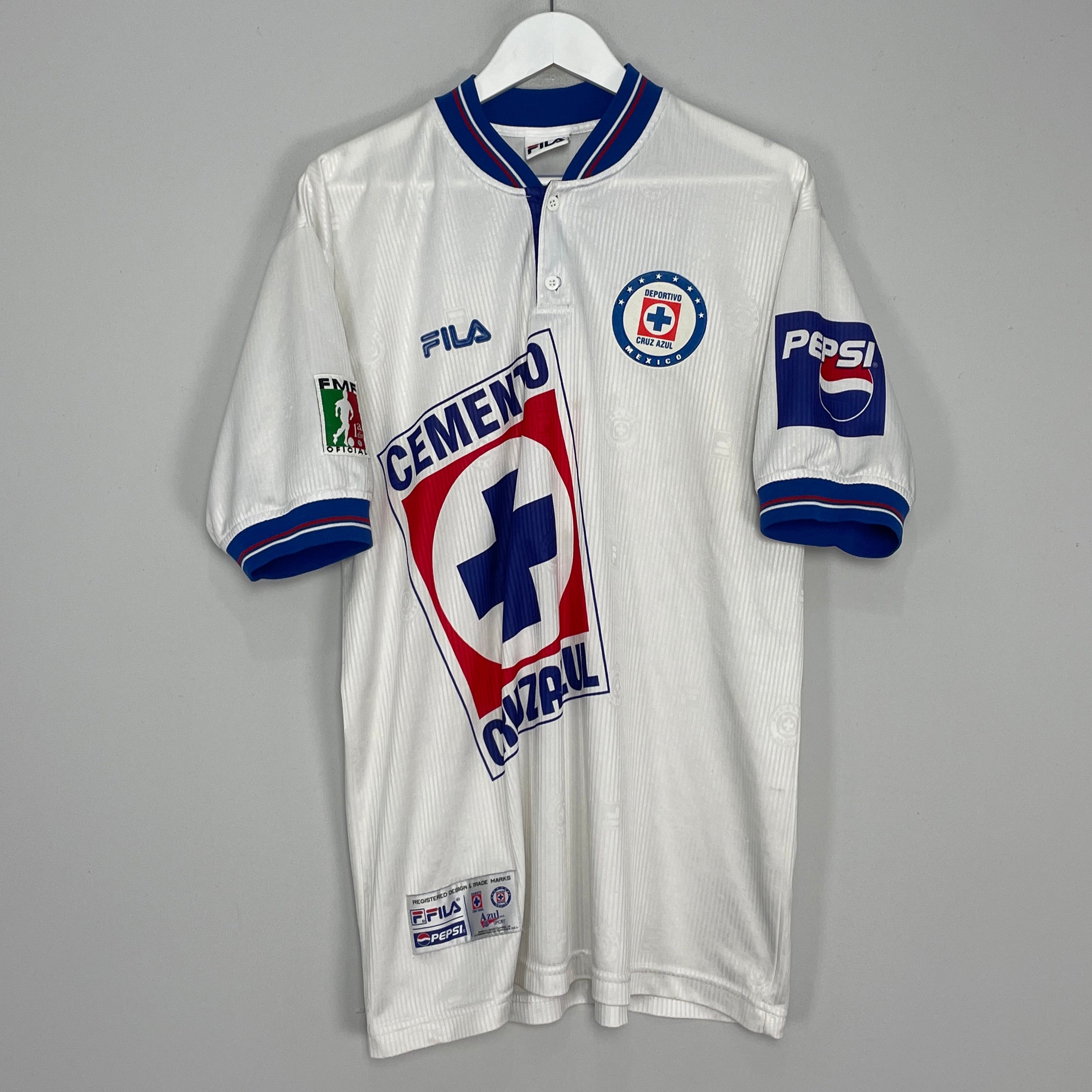 Shop 1999/00 CRUZ AZUL AWAY SHIRT (L) FILA, classic football shirts, vintage football shirts & retro soccer jerseys at Cult Kits