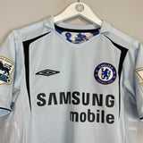 Shop 2005/06 CHELSEA LAMPARD #8 AWAY SHIRT (S) UMBRO, classic football shirts, vintage football shirts & retro soccer jerseys at Cult Kits