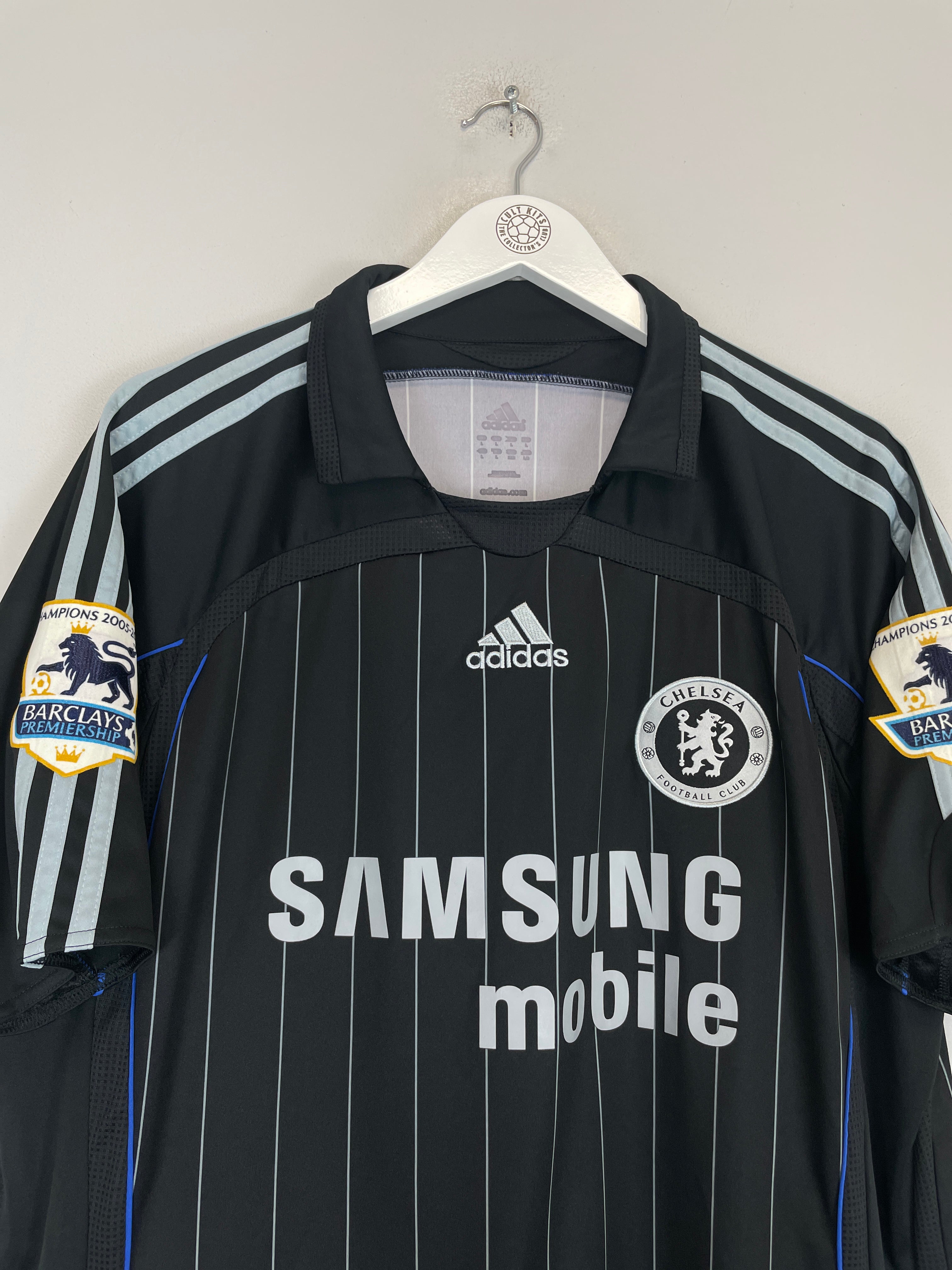 Shop 2006/07 CHELSEA LAMPARD #8 THIRD SHIRT (L) ADIDAS, classic football shirts, vintage football shirts & retro soccer jerseys at Cult Kits
