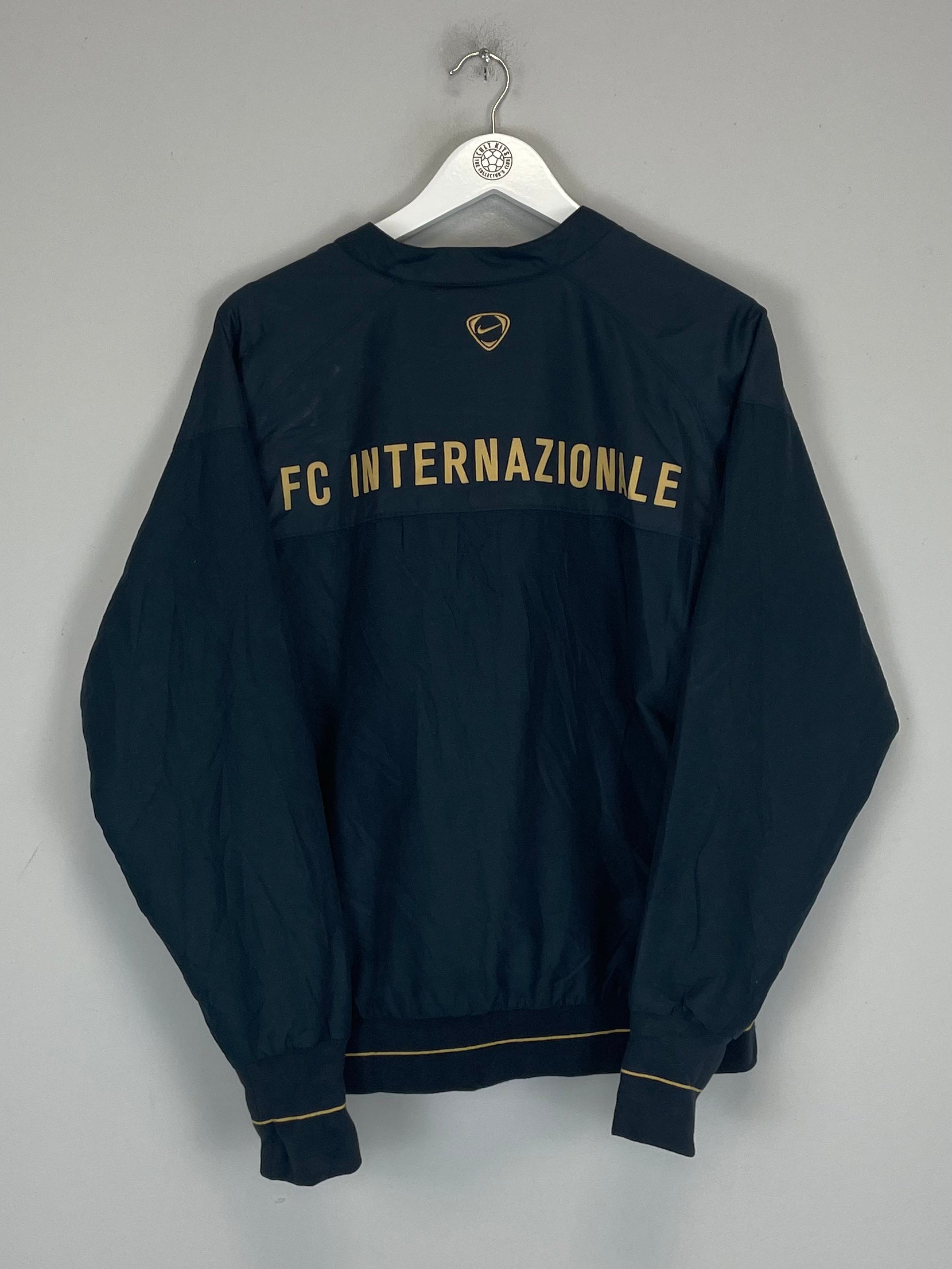 Shop 2008/09 INTER MILAN TRACK JACKET (M) NIKE, classic football shirts, vintage football shirts & retro soccer jerseys at Cult Kits