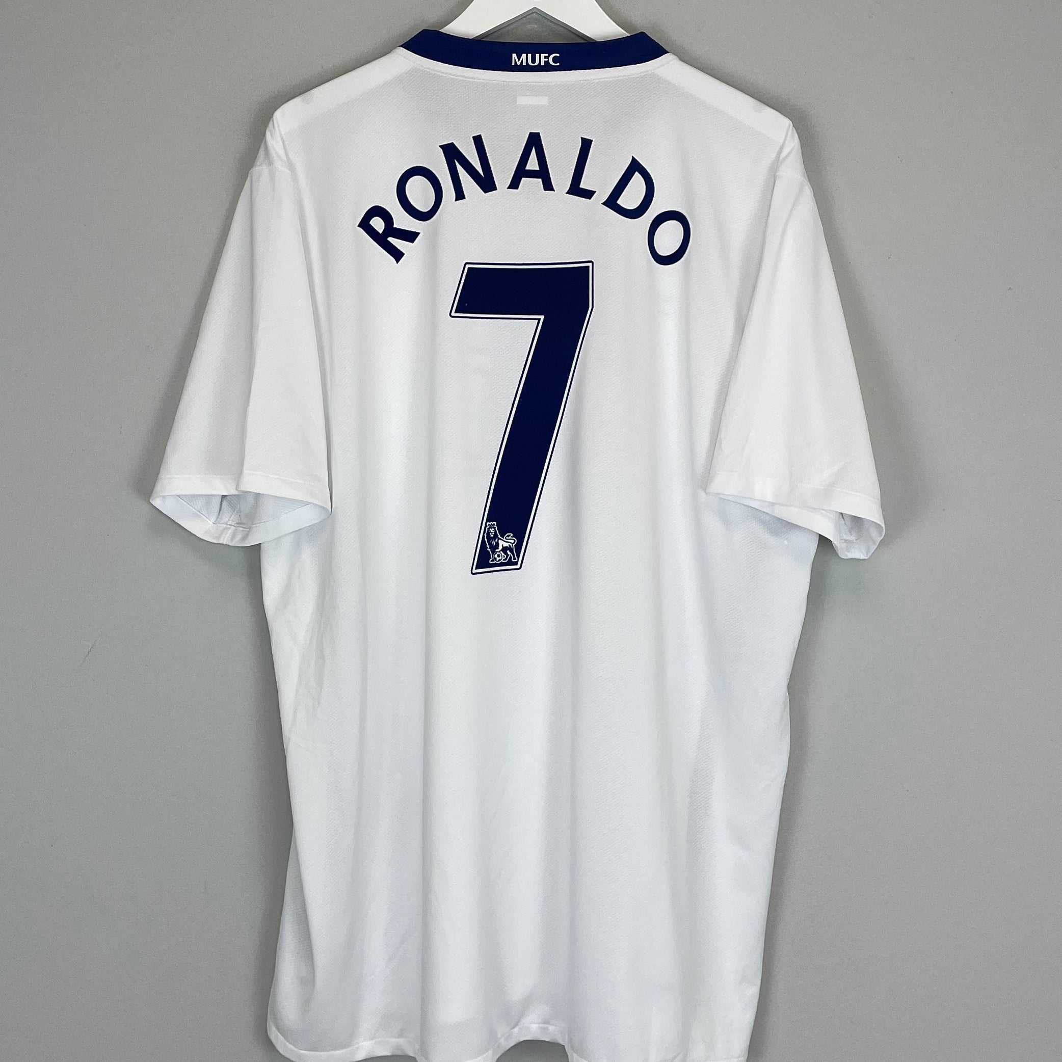 Shop 2008/10 MANCHESTER UNITED RONALDO #7 AWAY SHIRT (XXL) NIKE, classic football shirts, vintage football shirts & retro soccer jerseys at Cult Kits