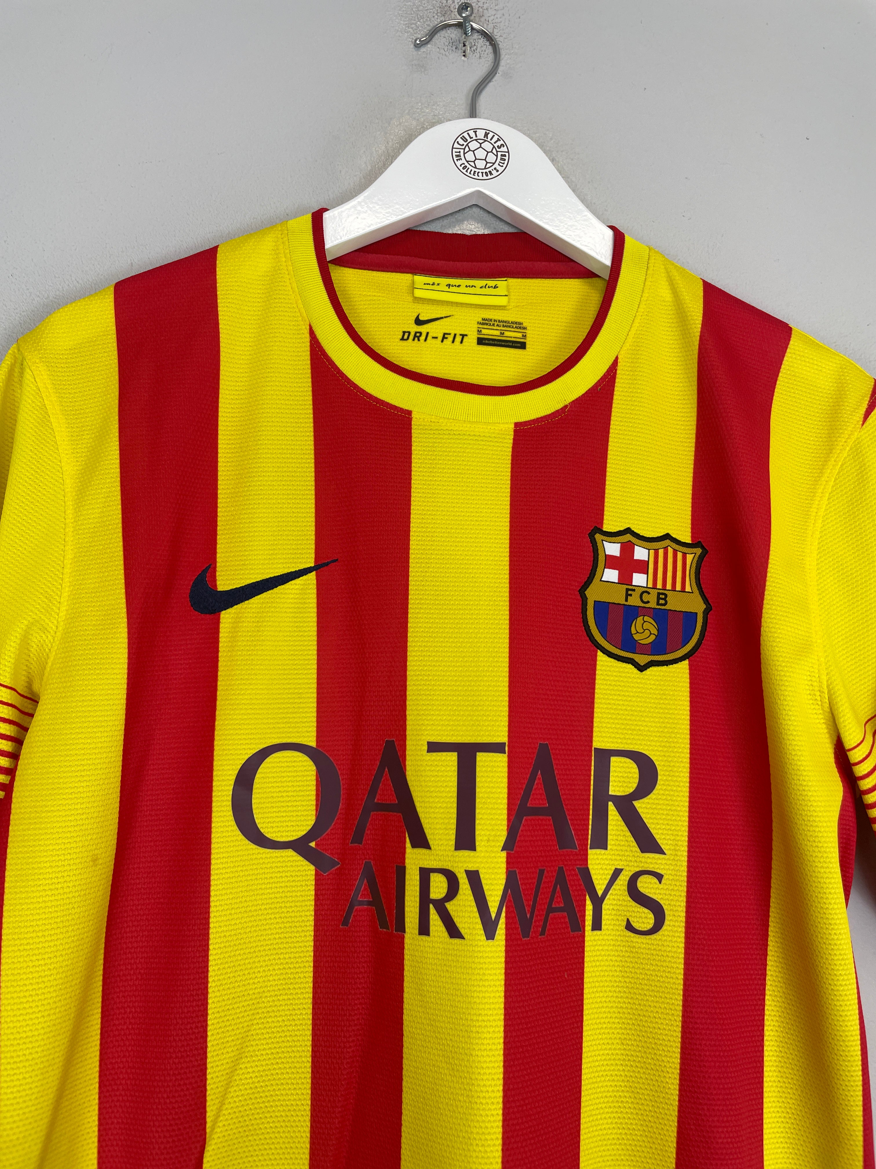 Shop 2013/15 BARCELONA NEYMAR JR #11 AWAY SHIRT (M) NIKE, classic football shirts, vintage football shirts & retro soccer jerseys at Cult Kits