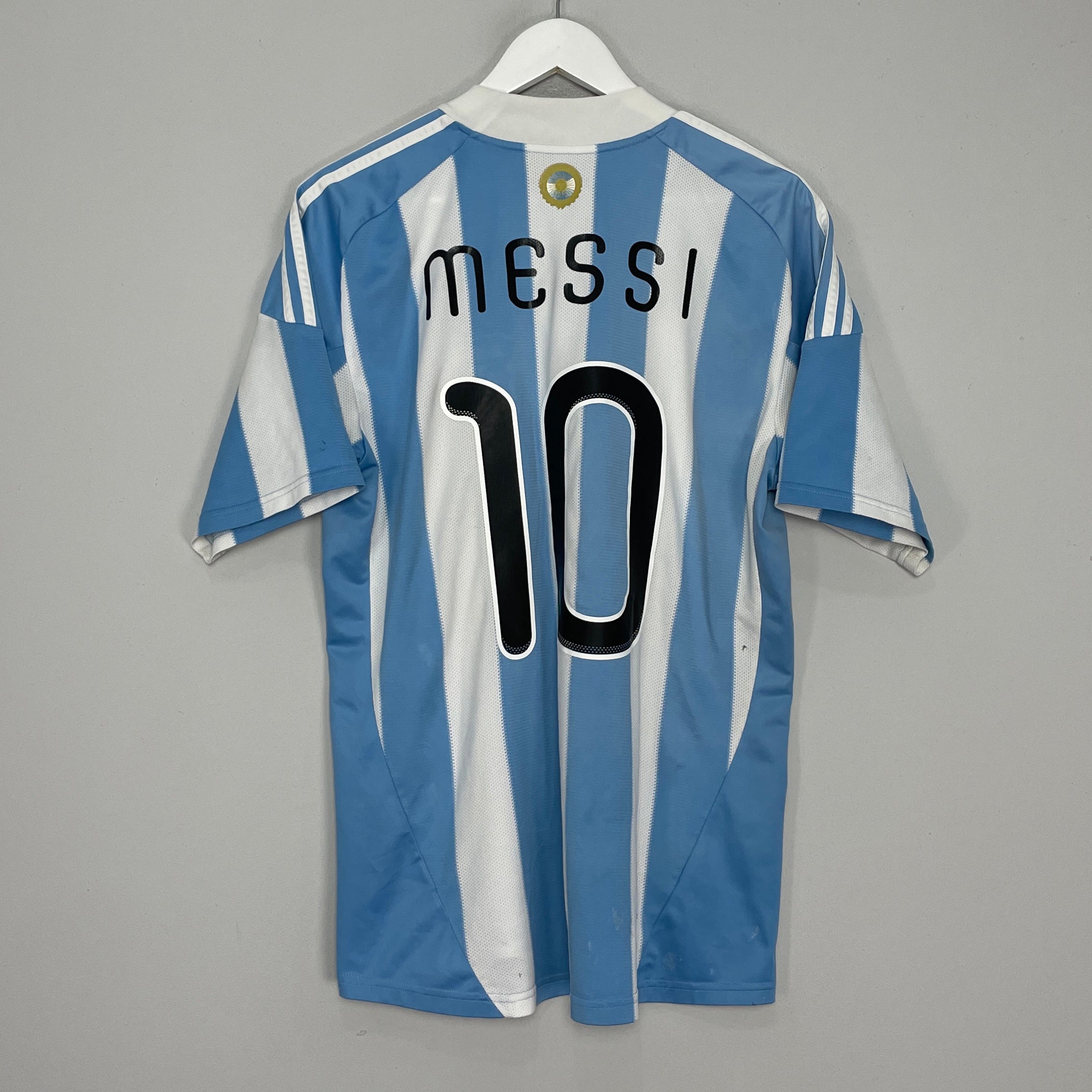 Shop 2010/11 ARGENTINA MESSI #10 HOME SHIRT (L) ADIDAS, classic football shirts, vintage football shirts & retro soccer jerseys at Cult Kits