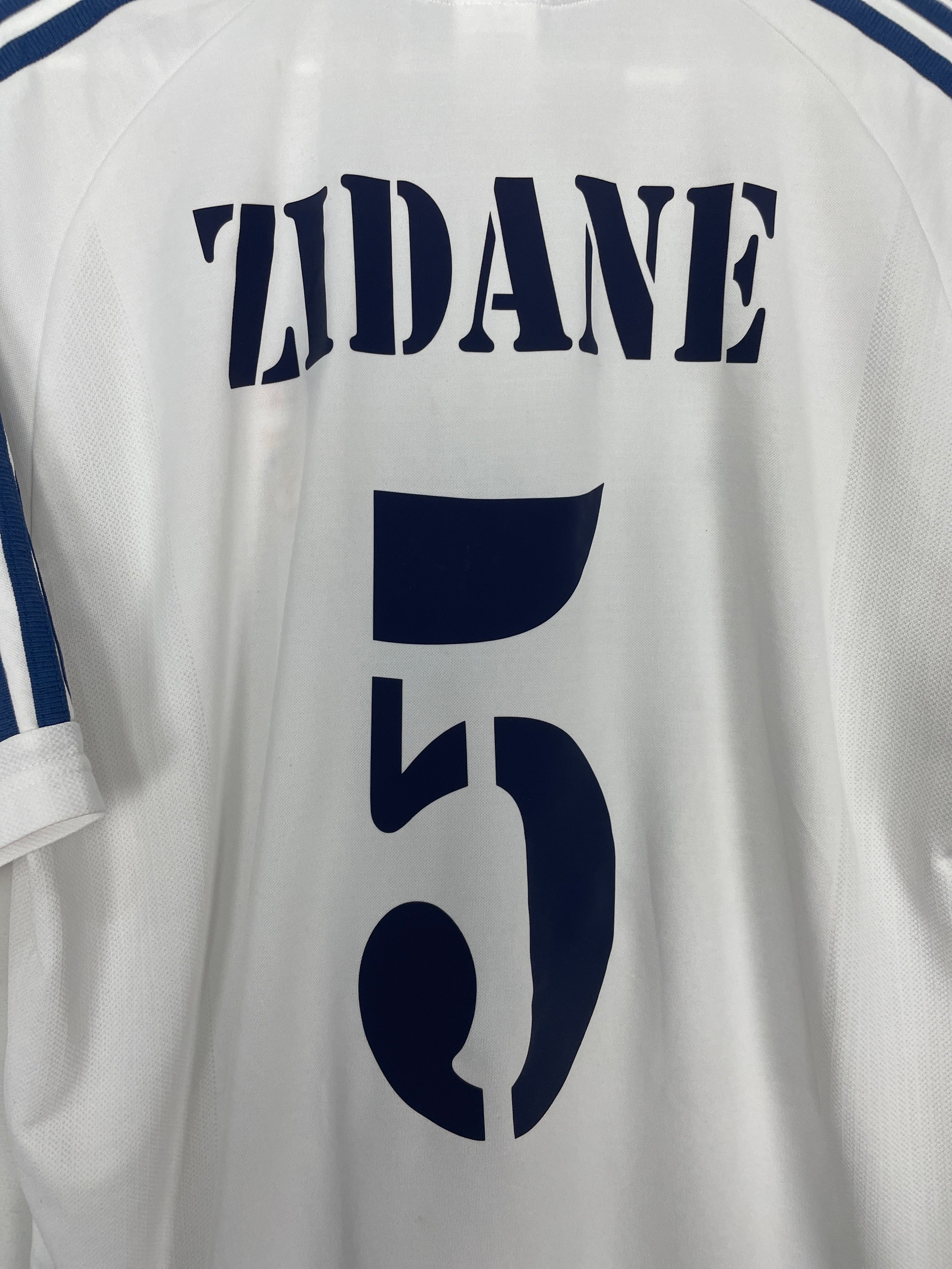 Shop 2001 REAL MADRID ZIDANE #5 HOME SHIRT (L) ADIDAS, classic football shirts, vintage football shirts & retro soccer jerseys at Cult Kits