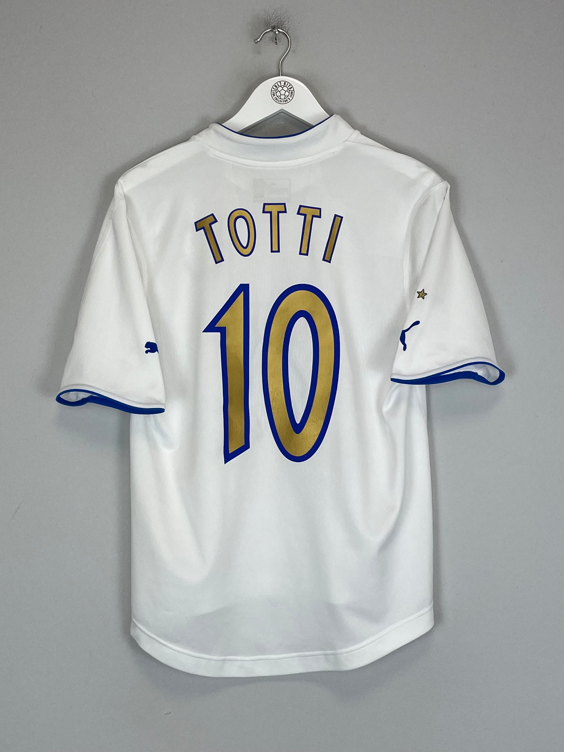Shop 2003/04 ITALY TOTTI #10 AWAY SHIRT (M) PUMA, classic football shirts, vintage football shirts & retro soccer jerseys at Cult Kits