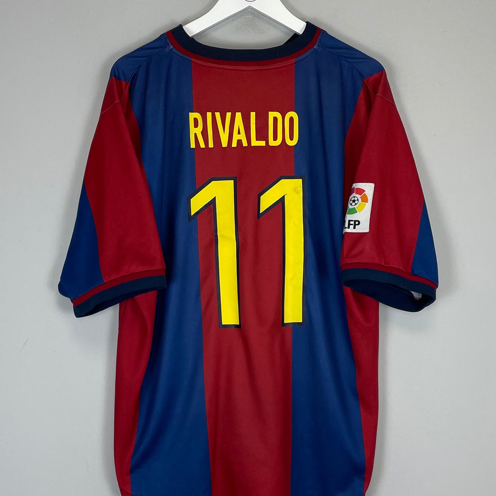 Shop 1998/99 BARCELONA RIVALDO #11 HOME SHIRT (XL) NIKE, classic football shirts, vintage football shirts & retro soccer jerseys at Cult Kits