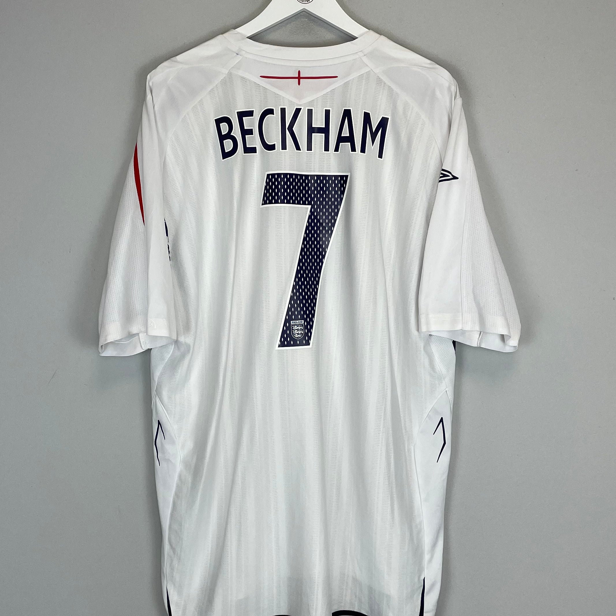 Shop 2007/09 ENGLAND BECKHAM #7 HOME SHIRT (XXXL) UMBRO, classic football shirts, vintage football shirts & retro soccer jerseys at Cult Kits