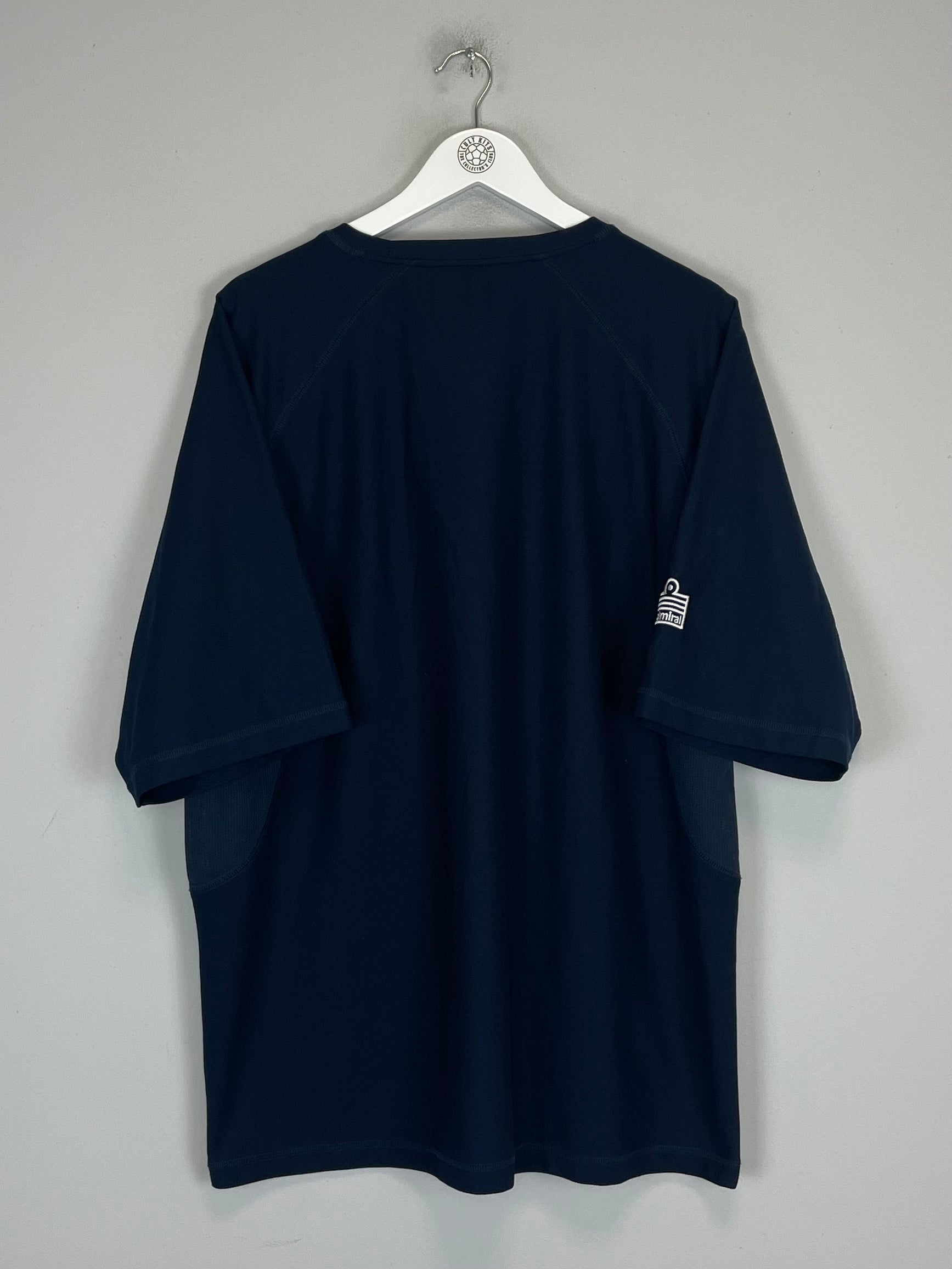 Shop 2005/06 LEEDS UNITED TRAINING SHIRT (XXL) ADMIRAL, classic football shirts, vintage football shirts & retro soccer jerseys at Cult Kits