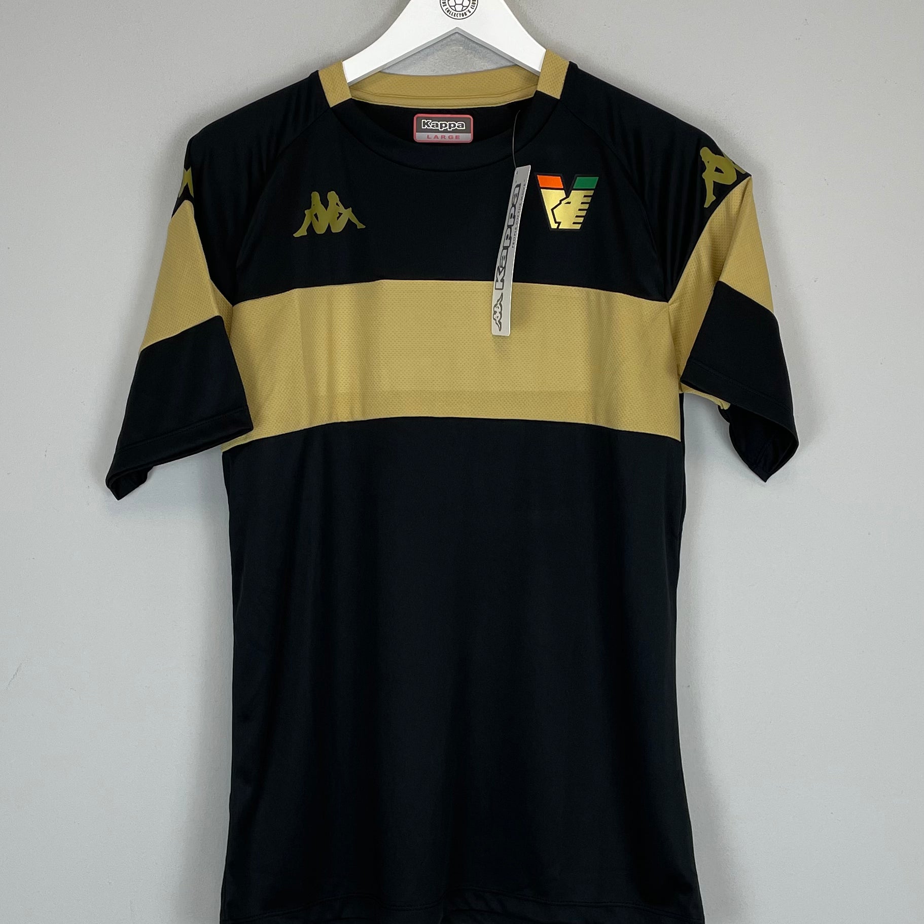 Shop 2022/23 VENEZIA *BNWT* TRAINING SHIRT (L) KAPPA, classic football shirts, vintage football shirts & retro soccer jerseys at Cult Kits