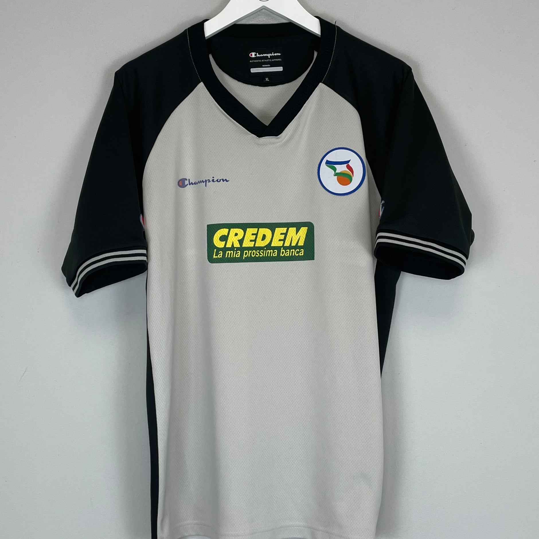 Shop 2000 BASKETBALL ITALY TRAINING SHIRT (XL) CHAMPION, classic football shirts, vintage football shirts & retro soccer jerseys at Cult Kits