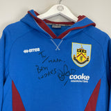 2009/10 BURNLEY *OWEN COYLE SIGNED* HOODIE (L) ERREA
