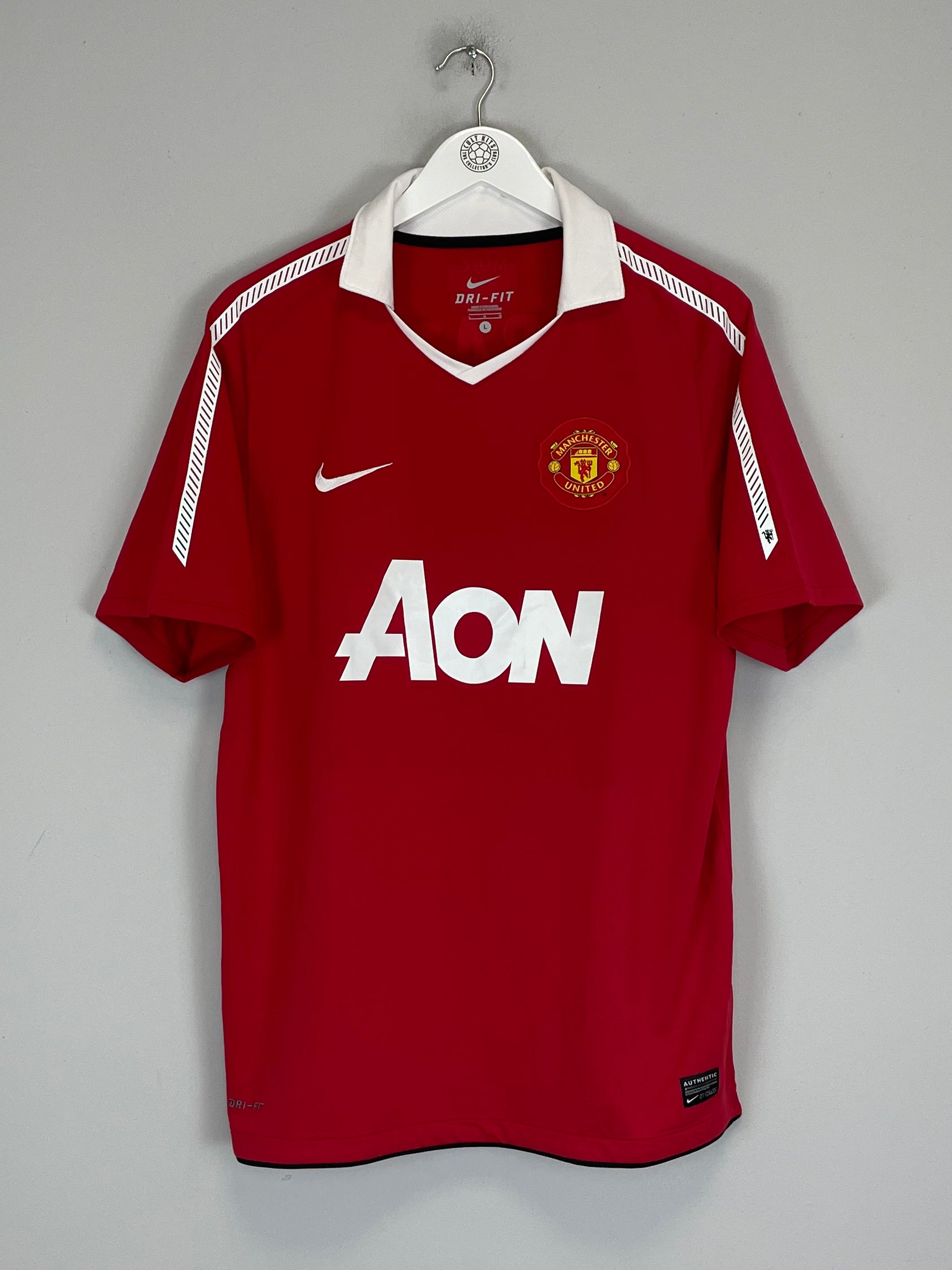 Shop 2010/11 MANCHESTER UNITED BERBATOV #9 HOME SHIRT (L) NIKE, classic football shirts, vintage football shirts & retro soccer jerseys at Cult Kits