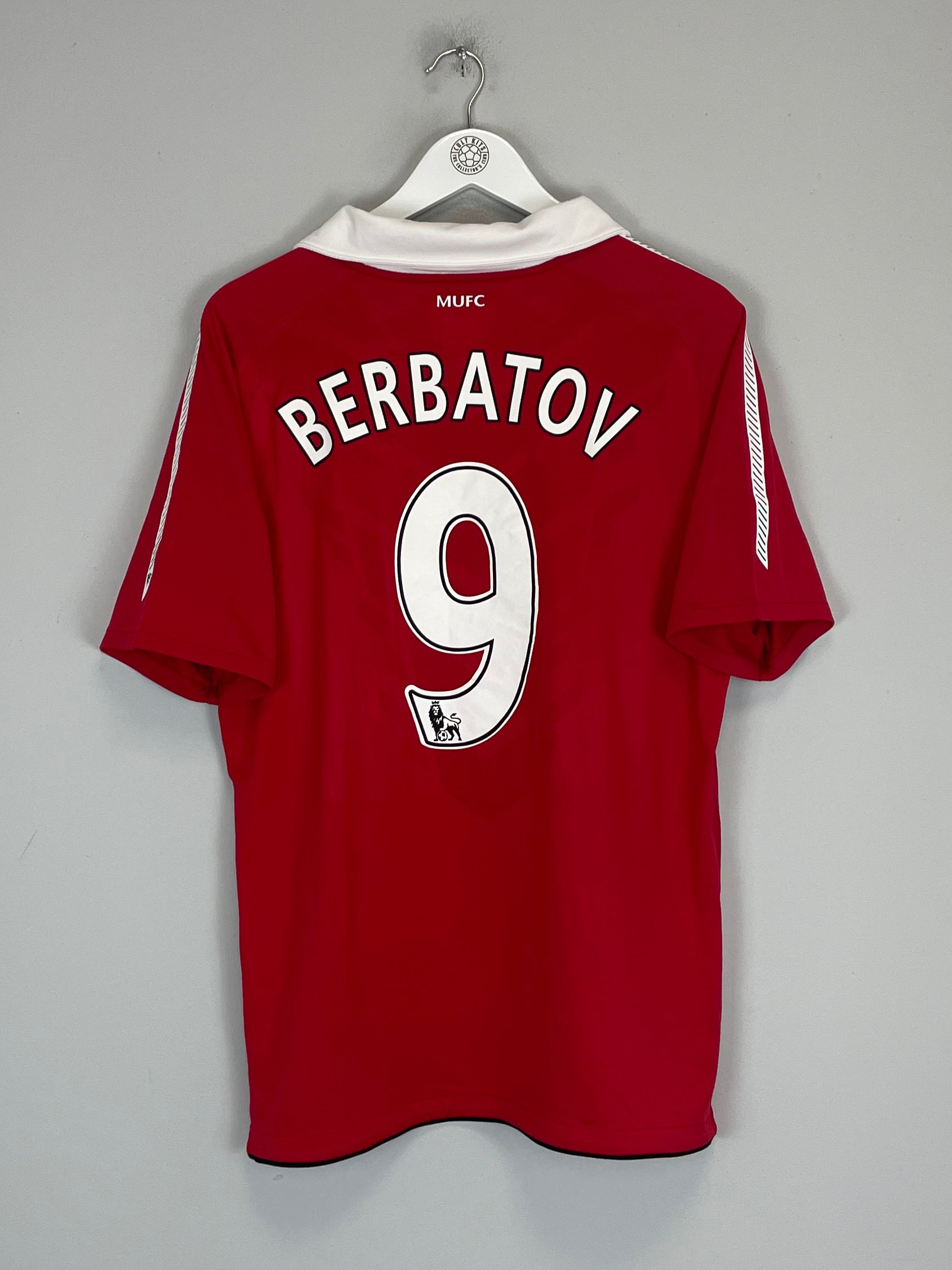 Shop 2010/11 MANCHESTER UNITED BERBATOV #9 HOME SHIRT (L) NIKE, classic football shirts, vintage football shirts & retro soccer jerseys at Cult Kits