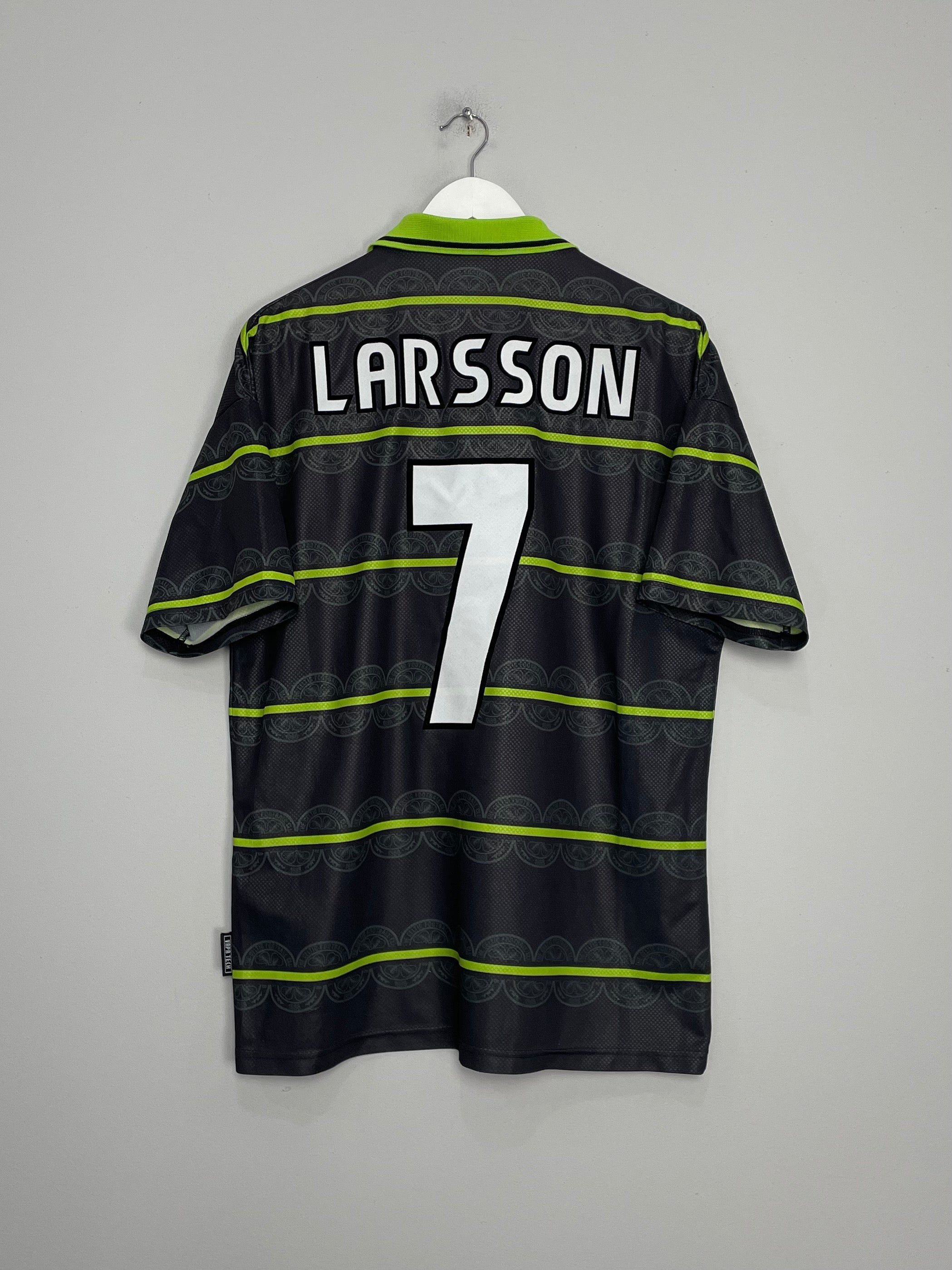 Shop 1998/99 CELTIC LARSSON #7 AWAY SHIRT (L) UMBRO, classic football shirts, vintage football shirts & retro soccer jerseys at Cult Kits