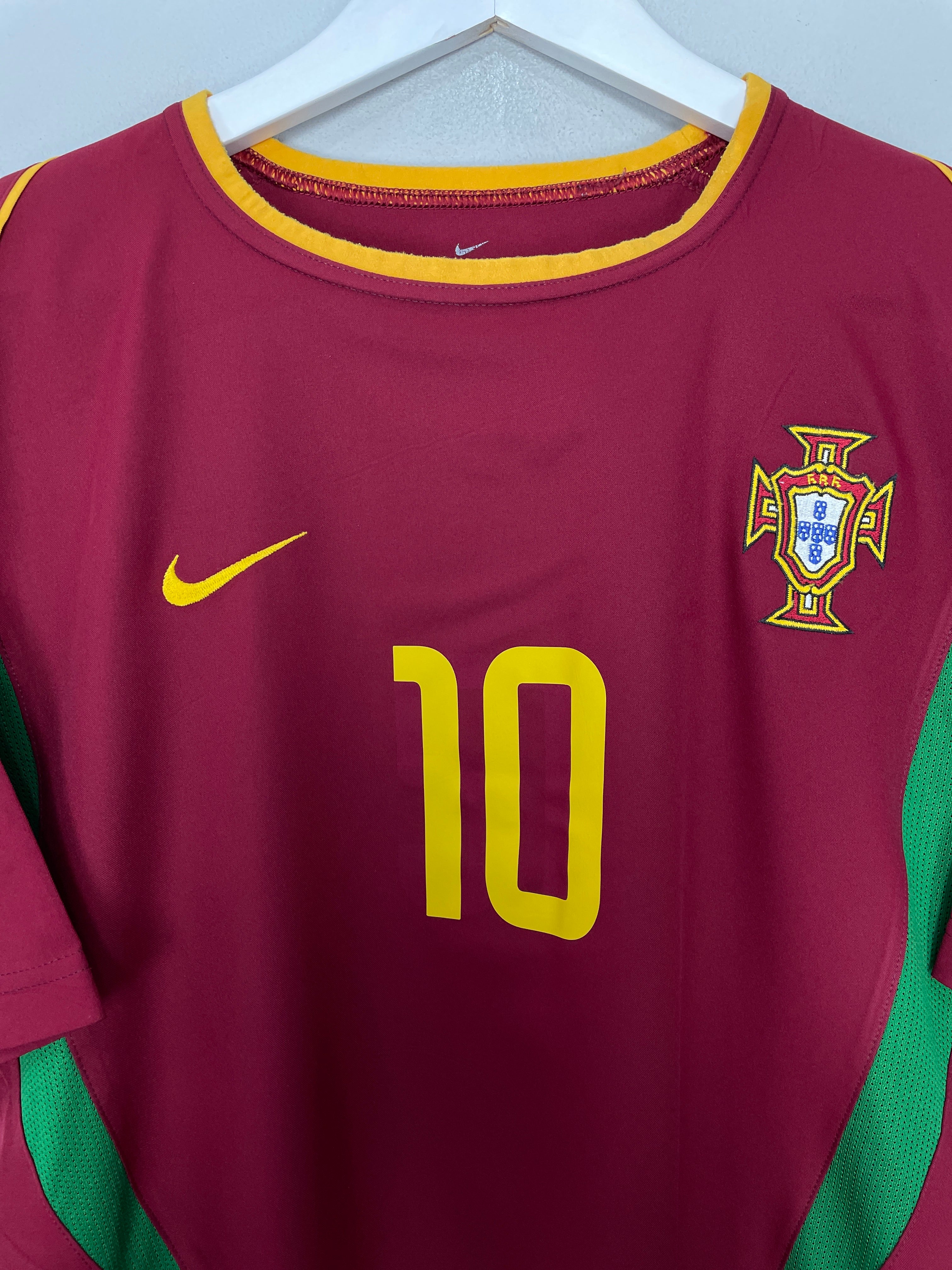 Shop 2002/04 PORTUGAL RUI COSTA #10 HOME SHIRT (M) NIKE, classic football shirts, vintage football shirts & retro soccer jerseys at Cult Kits