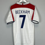 Shop 2003/04 ENGLAND BECKHAM #7 HOME SHIRT (M) UMBRO, classic football shirts, vintage football shirts & retro soccer jerseys at Cult Kits