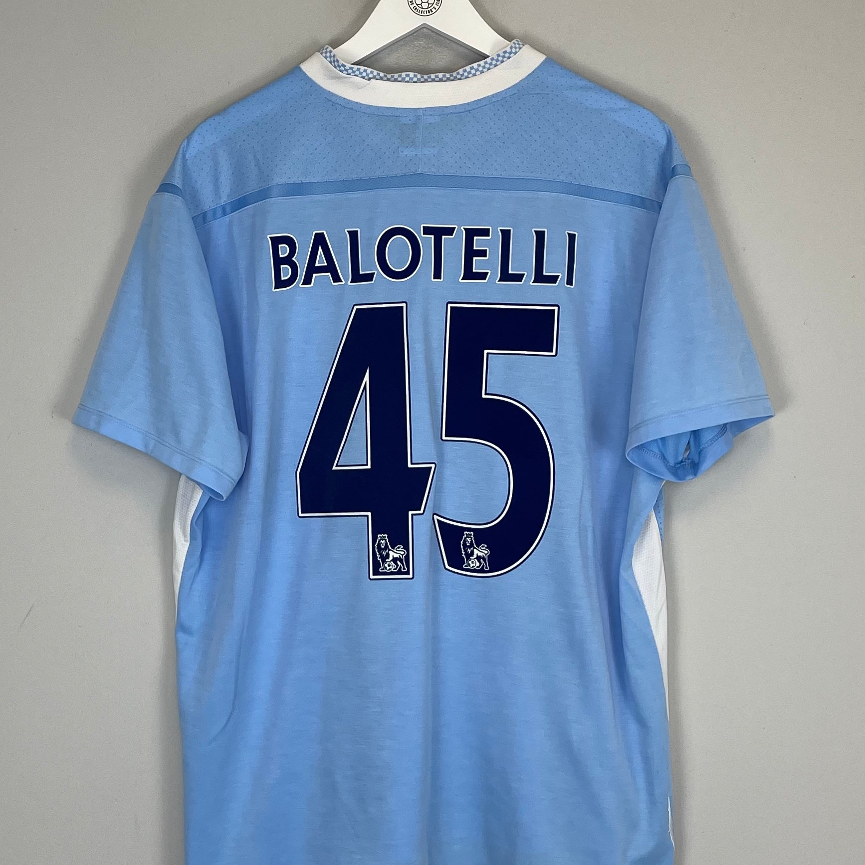 2011/12 MANCHESTER CITY BALOTELLI #45 HOME SHIRT (XXL) UMBRO