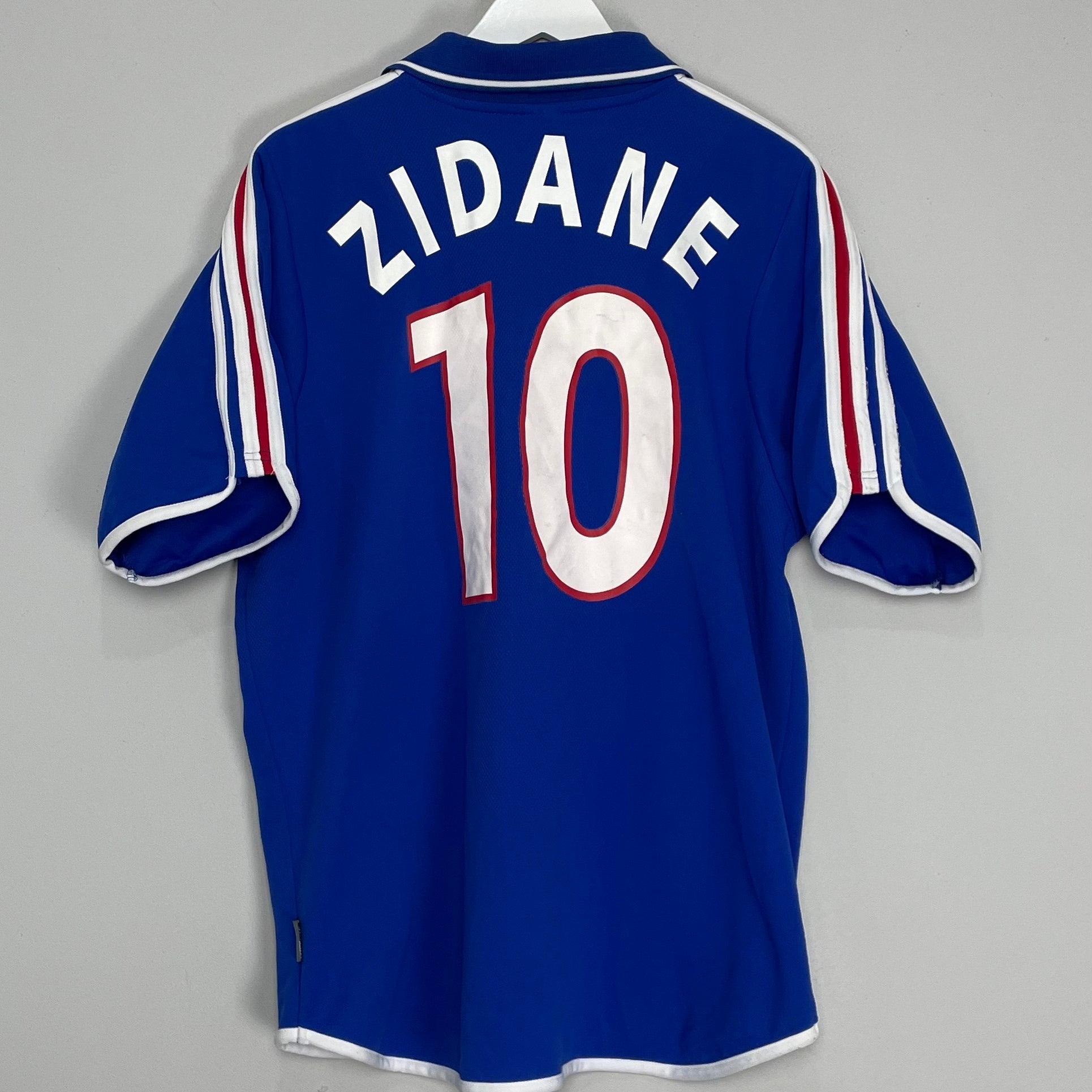 Shop 2000/02 FRANCE ZIDANE #10 HOME SHIRT (L) ADIDAS, classic football shirts, vintage football shirts & retro soccer jerseys at Cult Kits