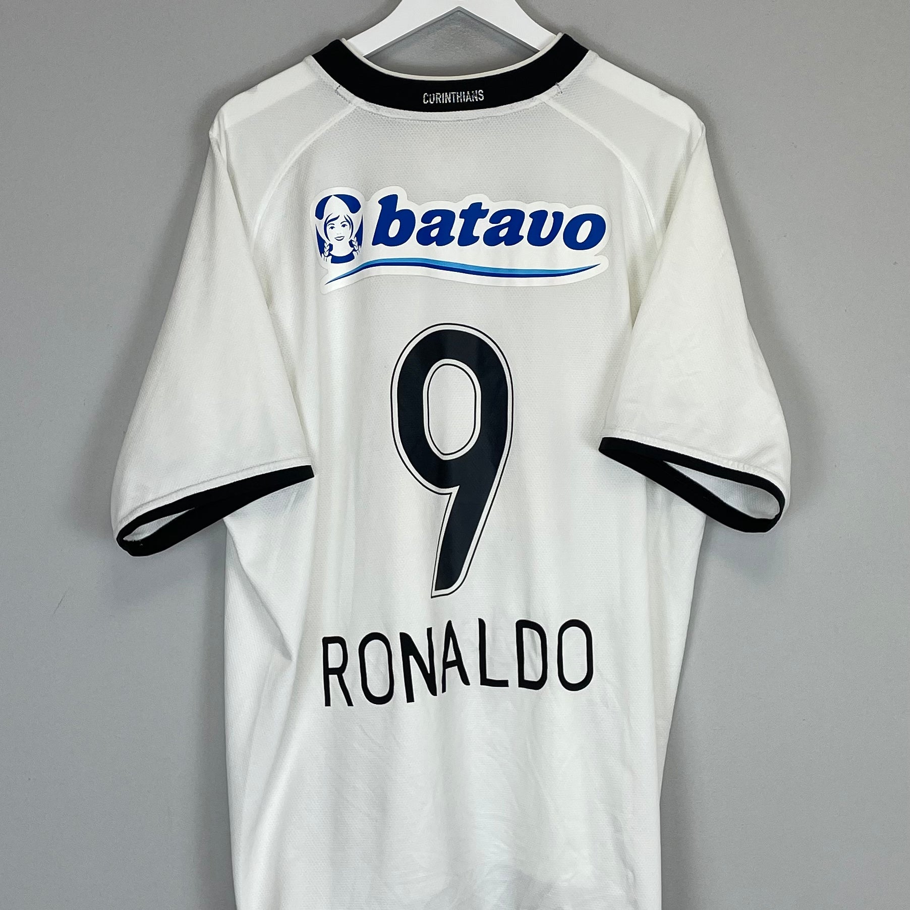 Shop 2009/10 CORINTHIANS RONALDO #9 HOME SHIRT (XXL) NIKE, classic football shirts, vintage football shirts & retro soccer jerseys at Cult Kits