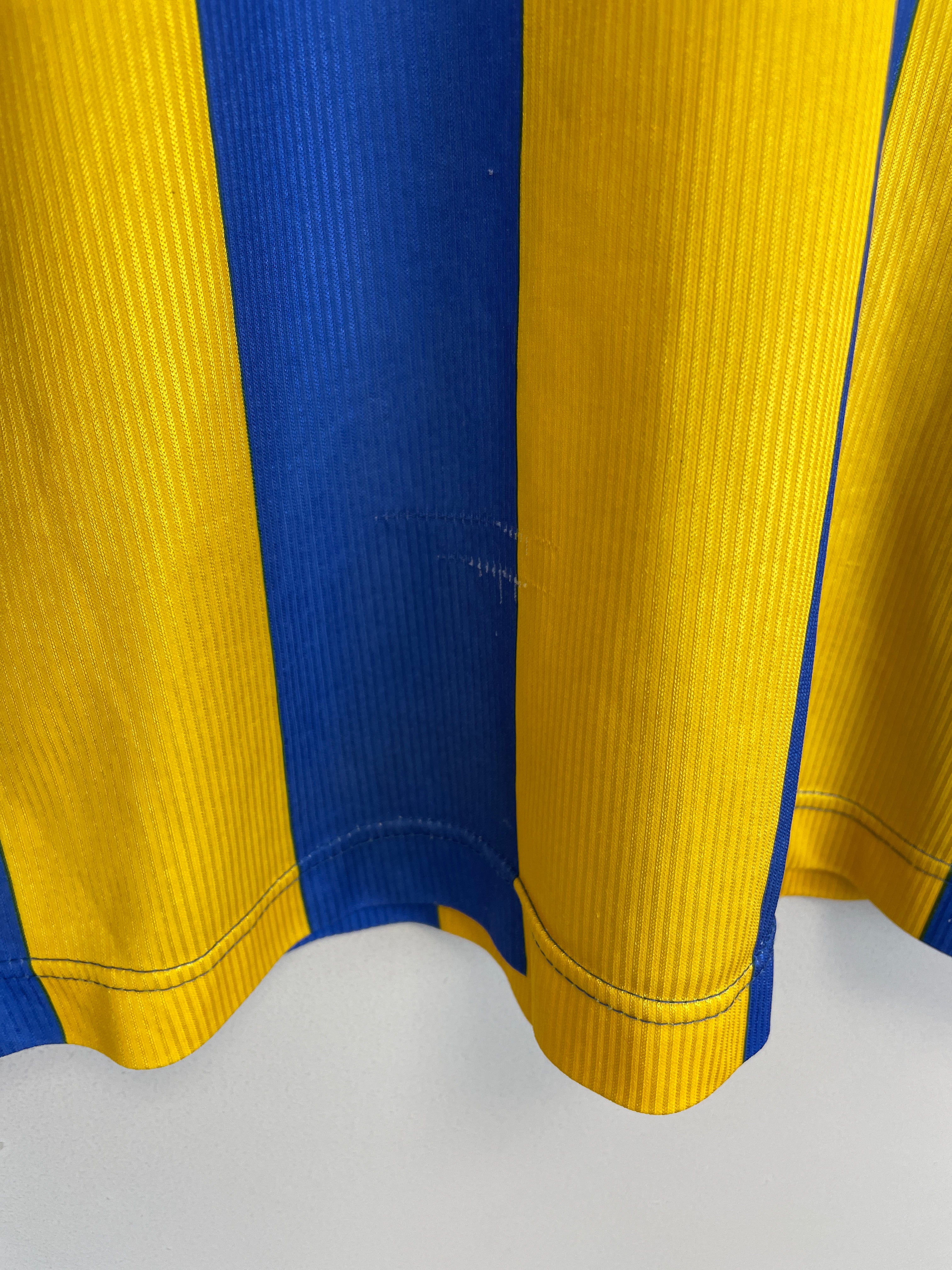 Shop 2002 CASSO CALCIO CAMPANIA #19 L/S HOME SHIRT (XL) DEVIS, classic football shirts, vintage football shirts & retro soccer jerseys at Cult Kits