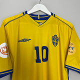 2003/04 SWEDEN IBRAHIMOVIC #10 HOME SHIRT (L) UMBRO