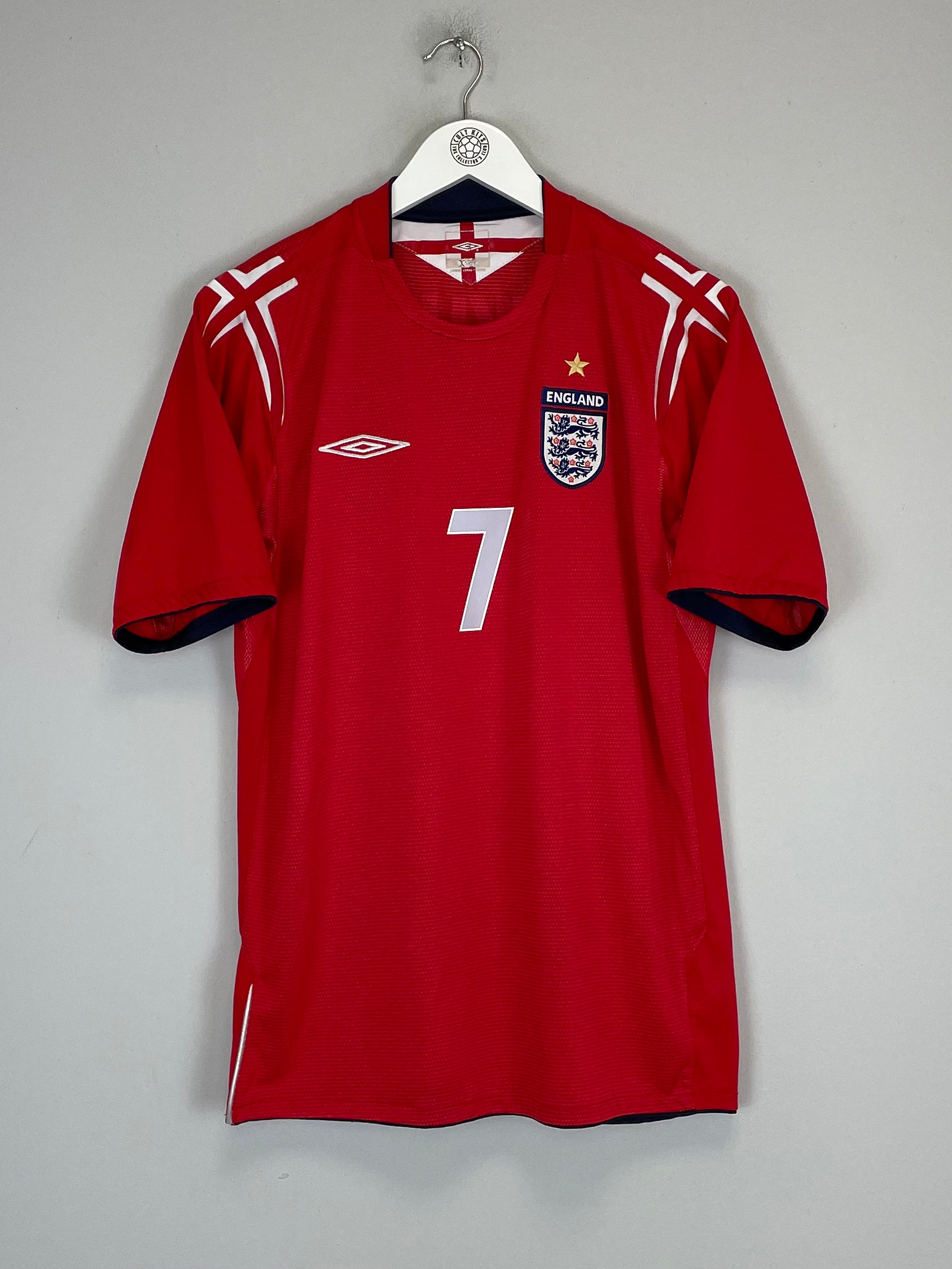 Shop 2004/06 ENGLAND BECKHAM #7 AWAY SHIRT (L) UMBRO, classic football shirts, vintage football shirts & retro soccer jerseys at Cult Kits