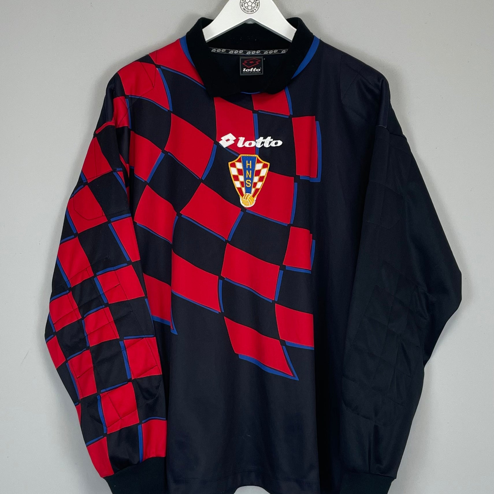 Shop 1998/99 CROATIA GK SHIRT (M) LOTTO, classic football shirts, vintage football shirts & retro soccer jerseys at Cult Kits
