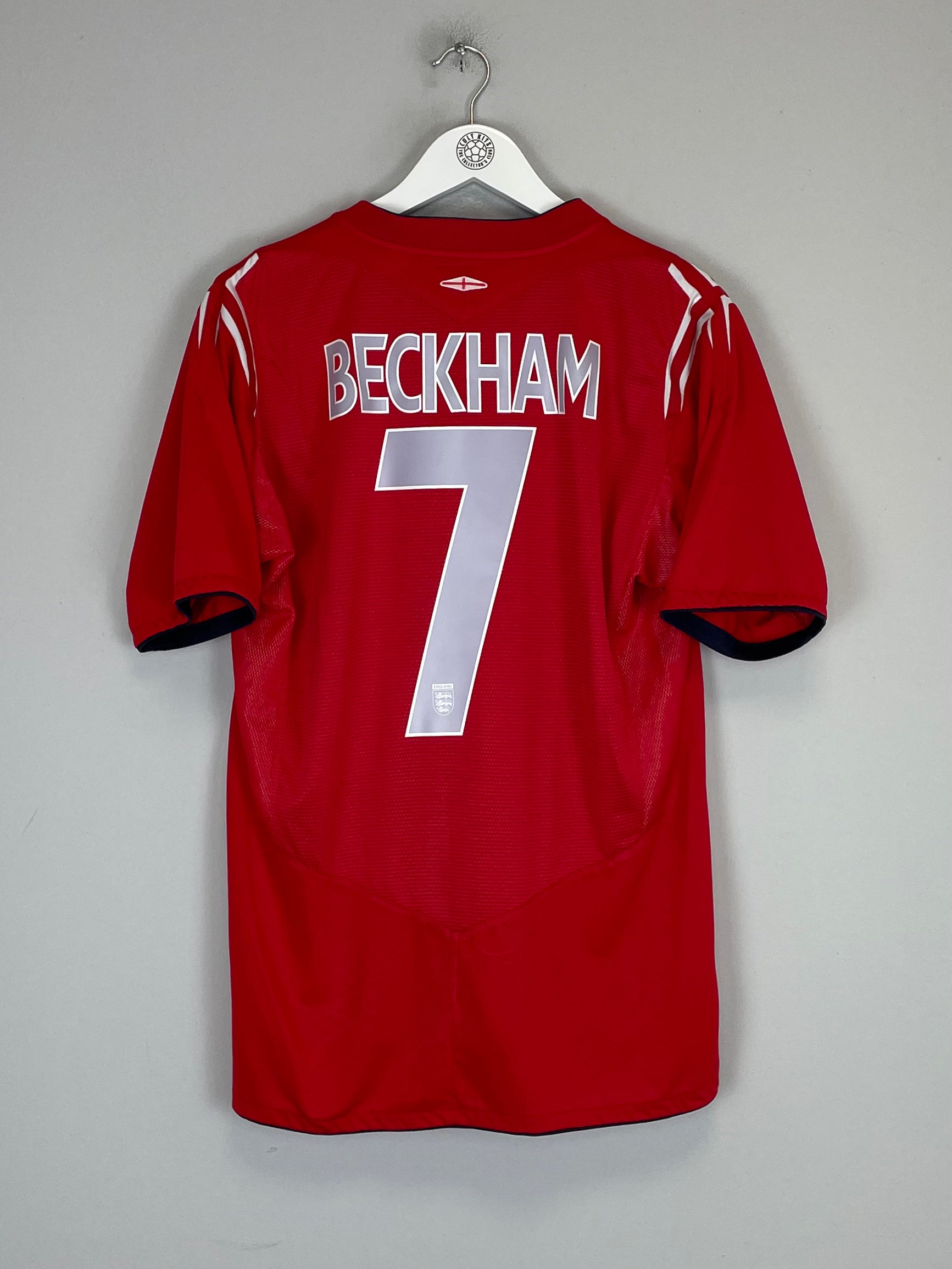 Shop 2004/06 ENGLAND BECKHAM #7 AWAY SHIRT (L) UMBRO, classic football shirts, vintage football shirts & retro soccer jerseys at Cult Kits