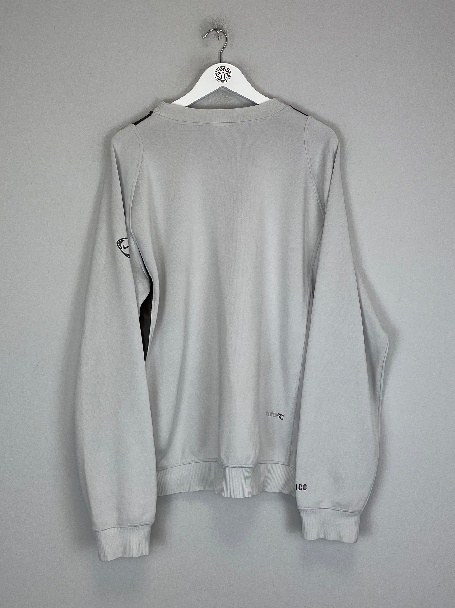Shop 2001/02 MEXICO JUMPER (M) NIKE, classic football shirts, vintage football shirts & retro soccer jerseys at Cult Kits