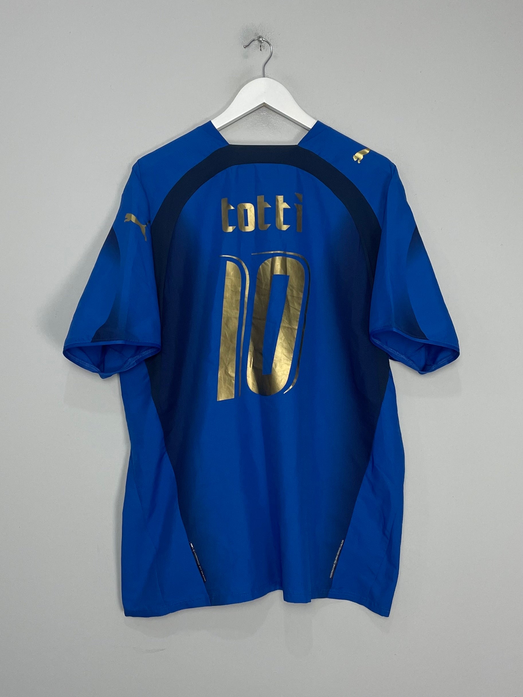 Shop 2006 ITALY TOTTI #10 HOME SHIRT (XL) PUMA, classic football shirts, vintage football shirts & retro soccer jerseys at Cult Kits