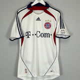 Shop 2006/07 BAYERN MUNICH SCHWEINSTEIGER #31 AWAY SHIRT (M) ADIDAS, classic football shirts, vintage football shirts & retro soccer jerseys at Cult Kits