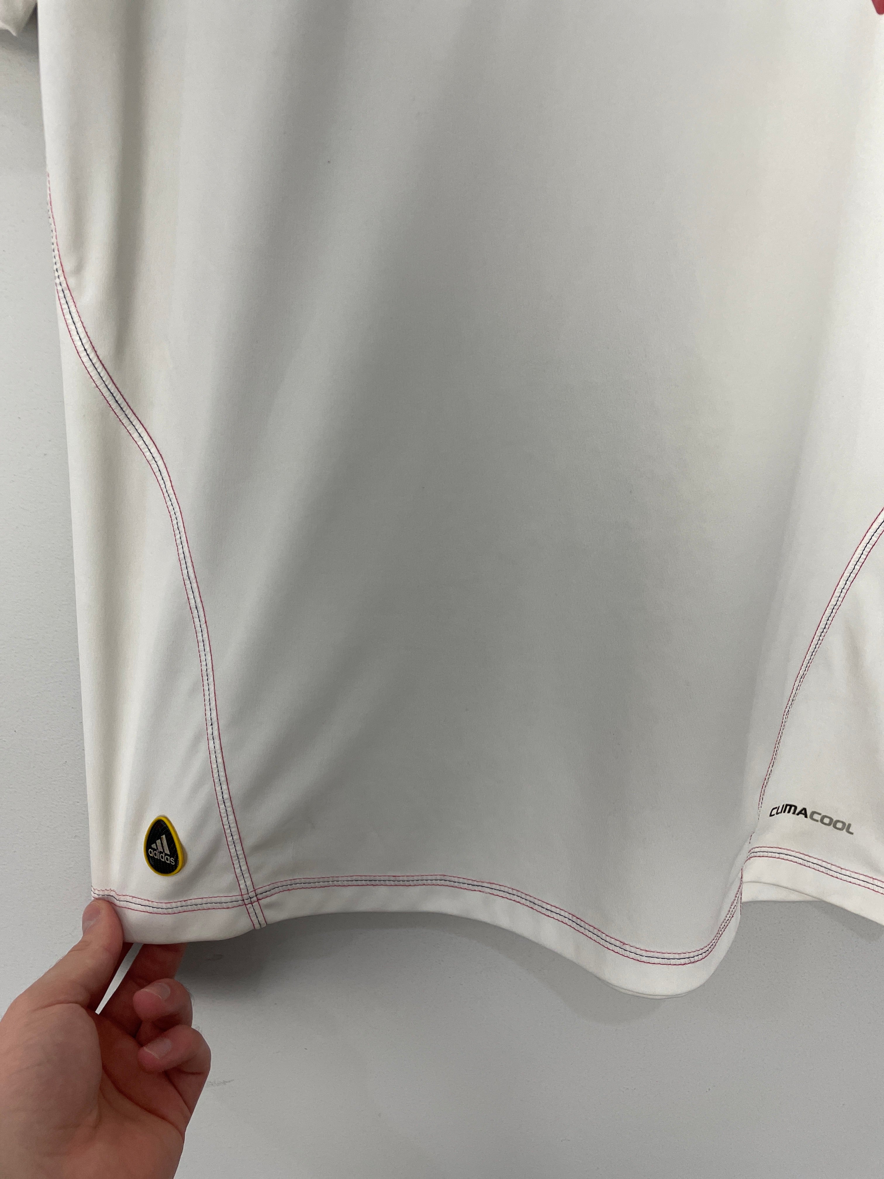 Shop 2010/11 AC MILAN RONALDINHO #80 AWAY SHIRT (M) ADIDAS, classic football shirts, vintage football shirts & retro soccer jerseys at Cult Kits