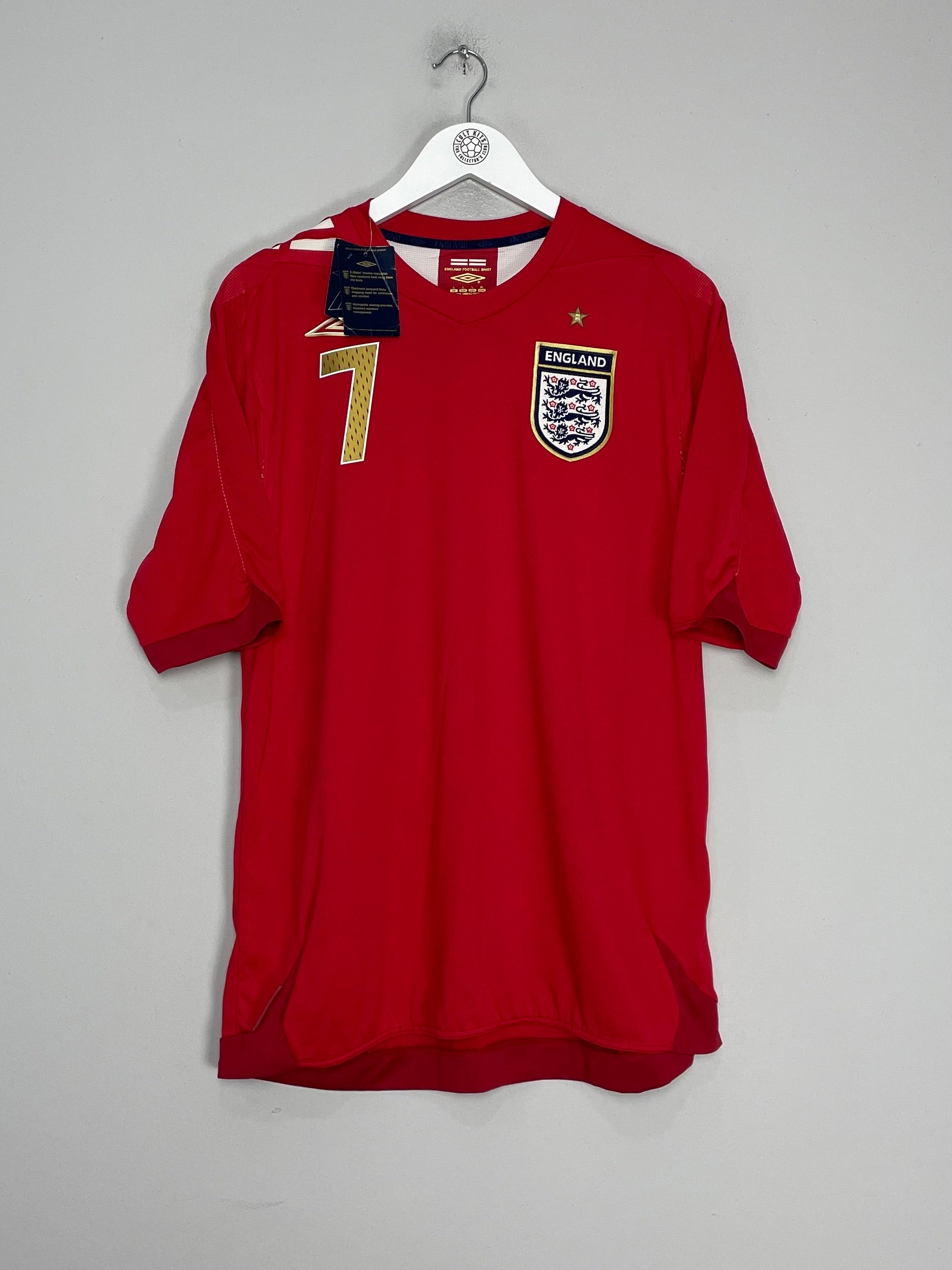 Shop 2006/08 ENGLAND BECKHAM #7 *BNWT* AWAY SHIRT (L) UMBRO, classic football shirts, vintage football shirts & retro soccer jerseys at Cult Kits