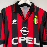 Shop 1996/97 AC MILAN R.BAGGIO #18 HOME SHIRT (M) LOTTO, classic football shirts, vintage football shirts & retro soccer jerseys at Cult Kits