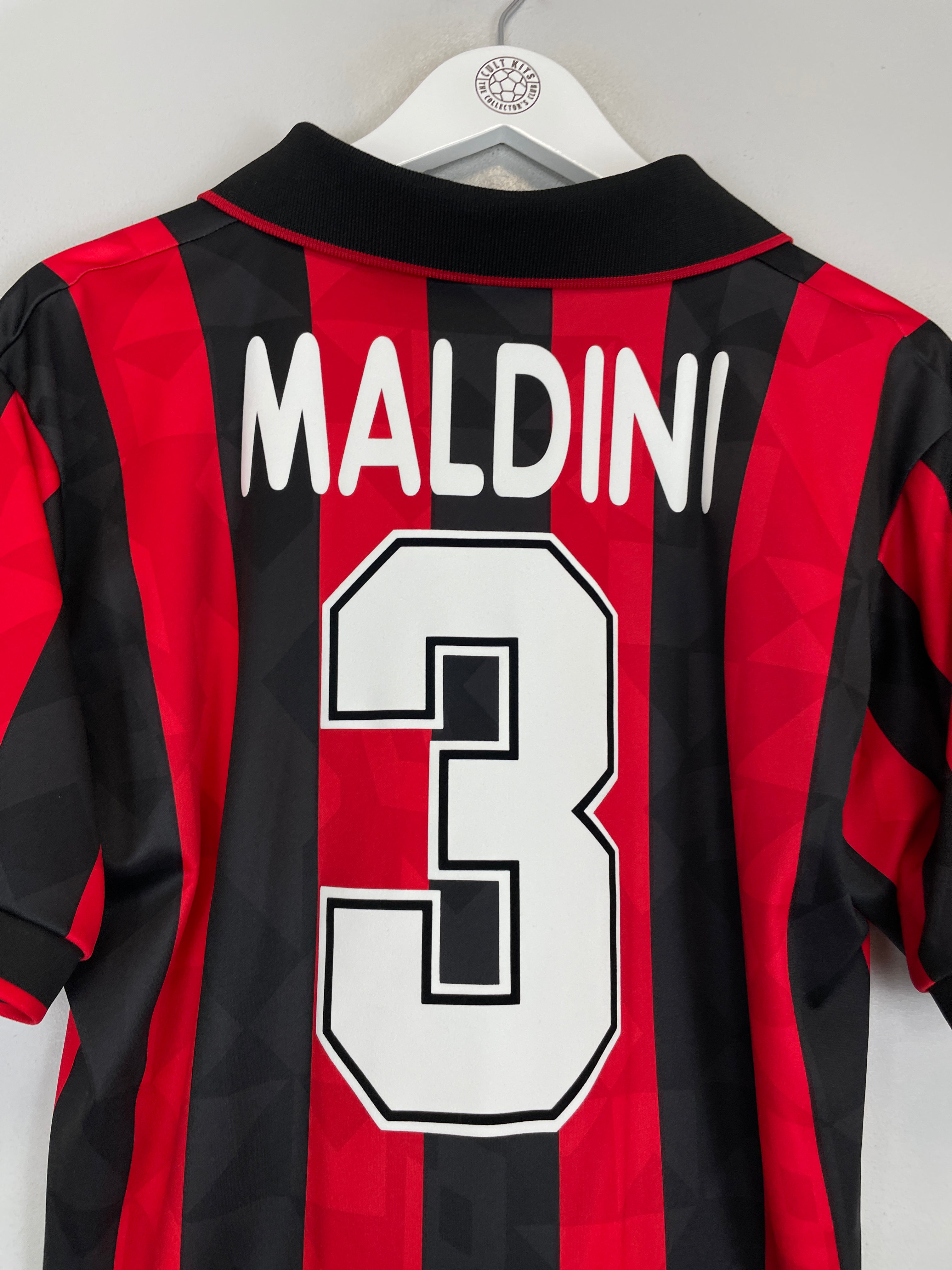 Shop 1993/94 AC MILAN MALDINI #3 HOME SHIRT (M) LOTTO, classic football shirts, vintage football shirts & retro soccer jerseys at Cult Kits