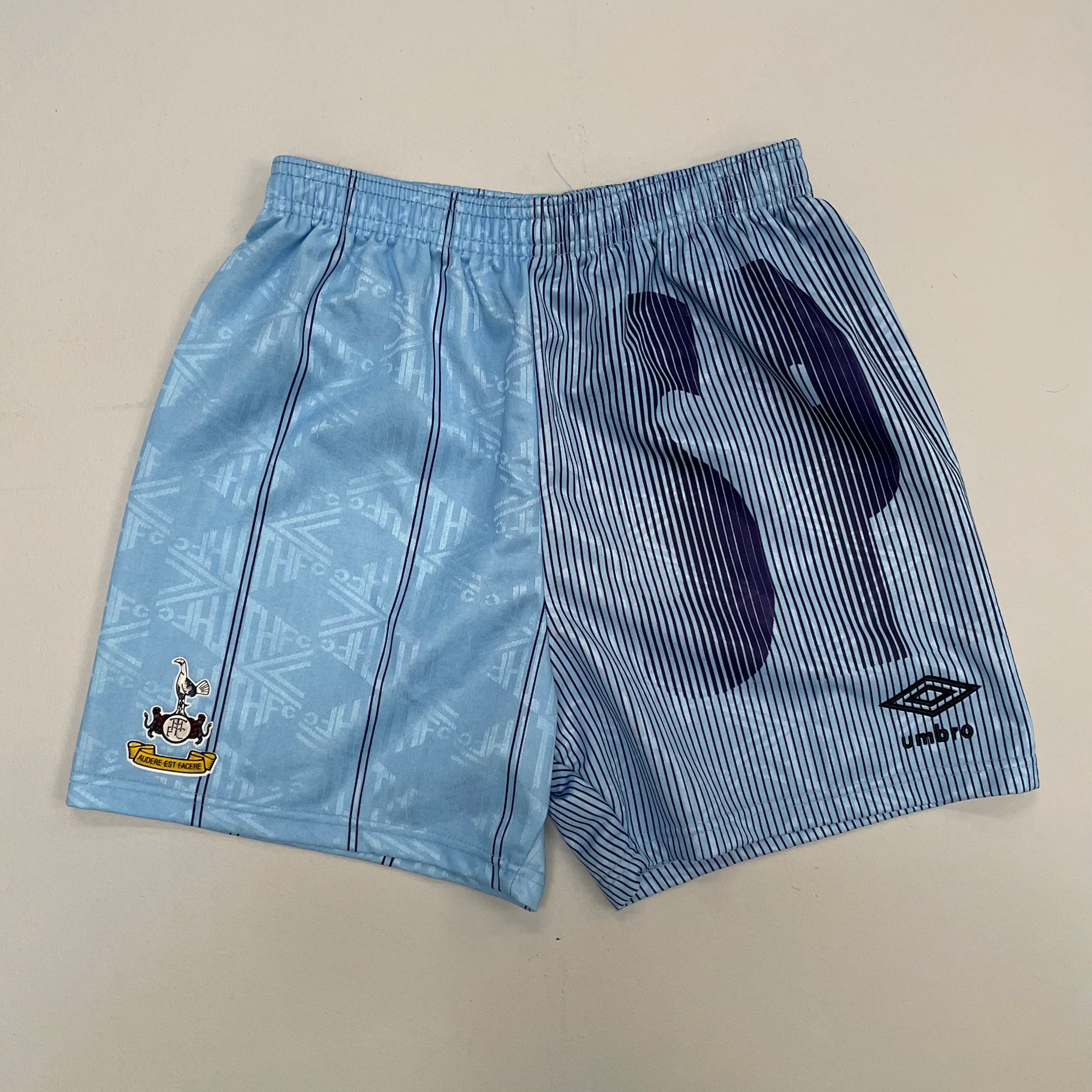 Shop 1991/94 TOTTENHAM THIRD SHORTS (S) UMBRO, classic football shirts, vintage football shirts & retro soccer jerseys at Cult Kits