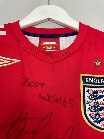 2006/08 ENGLAND *SIGNED* AWAY SHIRT (M) UMBRO