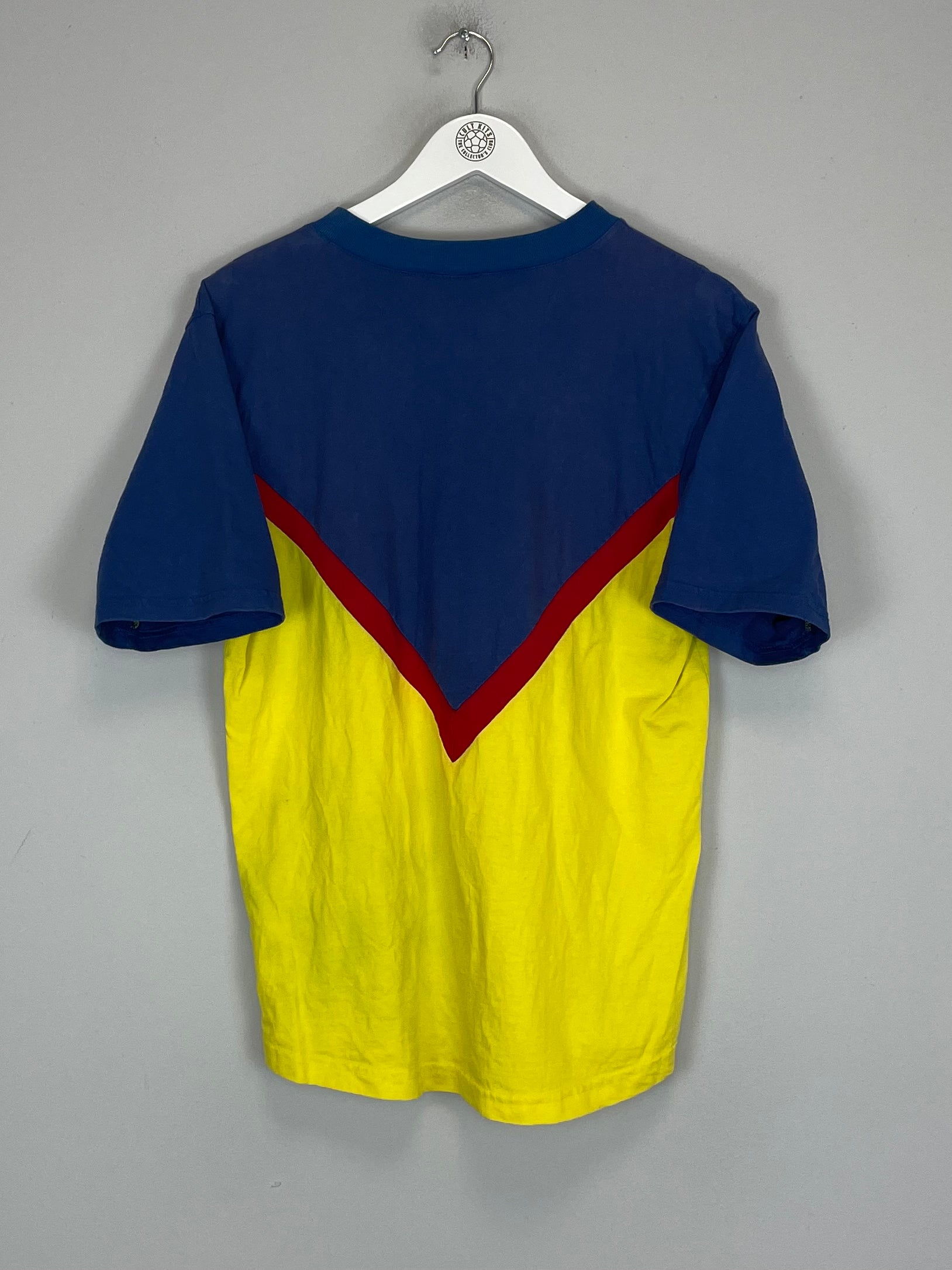 Shop 2011/12 CLUB AMERICA T-SHIRT (M) NIKE, classic football shirts, vintage football shirts & retro soccer jerseys at Cult Kits