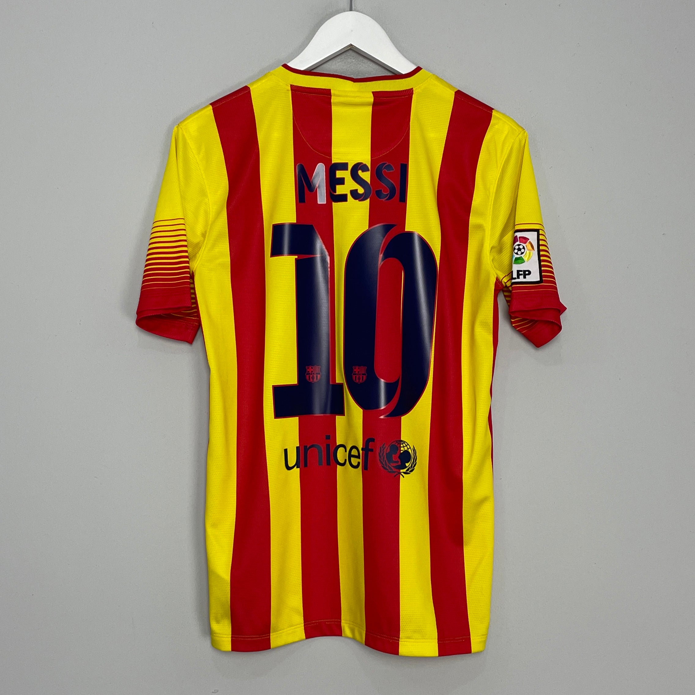 Shop 2013/14 BARCELONA MESSI #10 AWAY SHIRT (S) NIKE, classic football shirts, vintage football shirts & retro soccer jerseys at Cult Kits