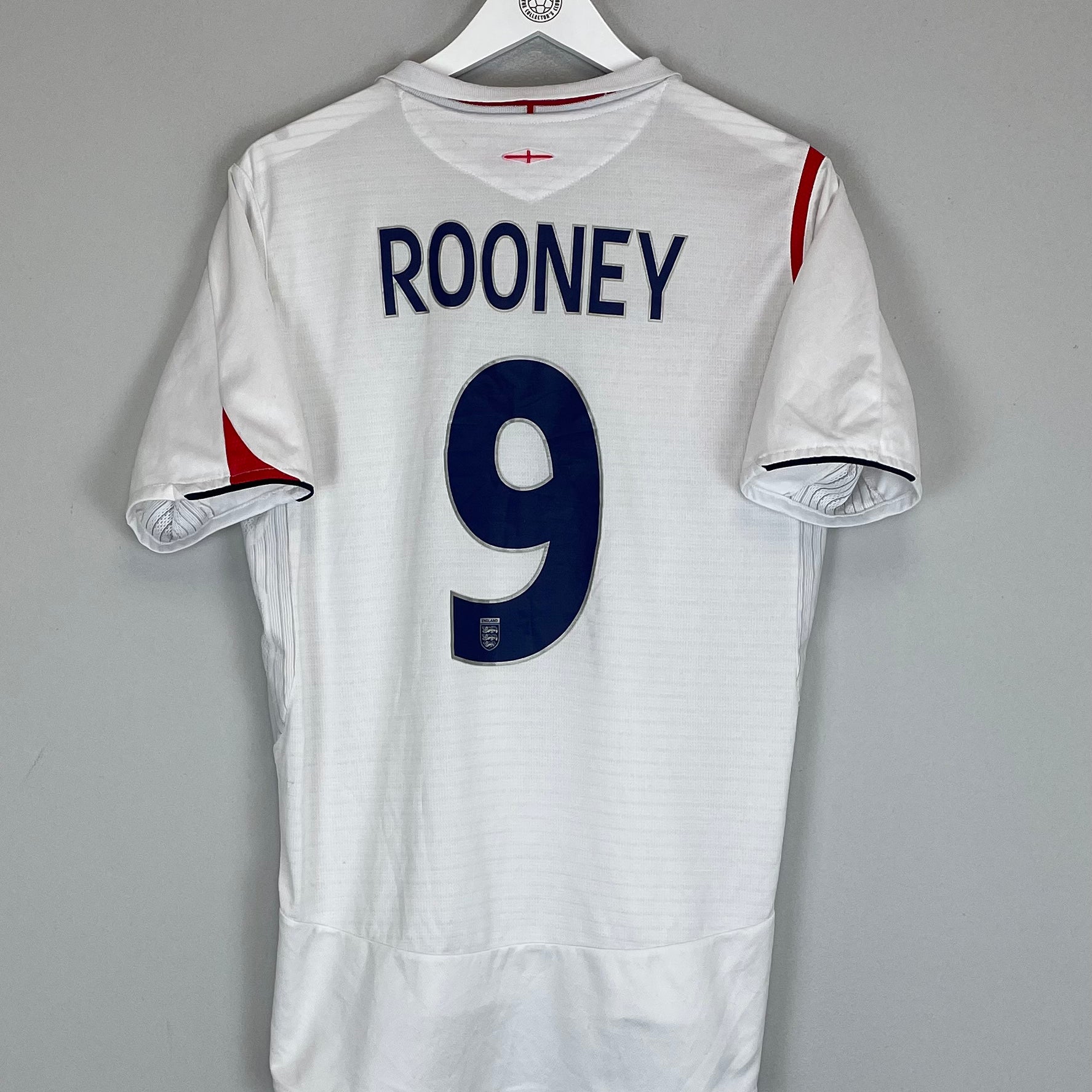 Shop 2005/07 ENGLAND ROONEY #9 HOME SHIRT (M) UMBRO, classic football shirts, vintage football shirts & retro soccer jerseys at Cult Kits