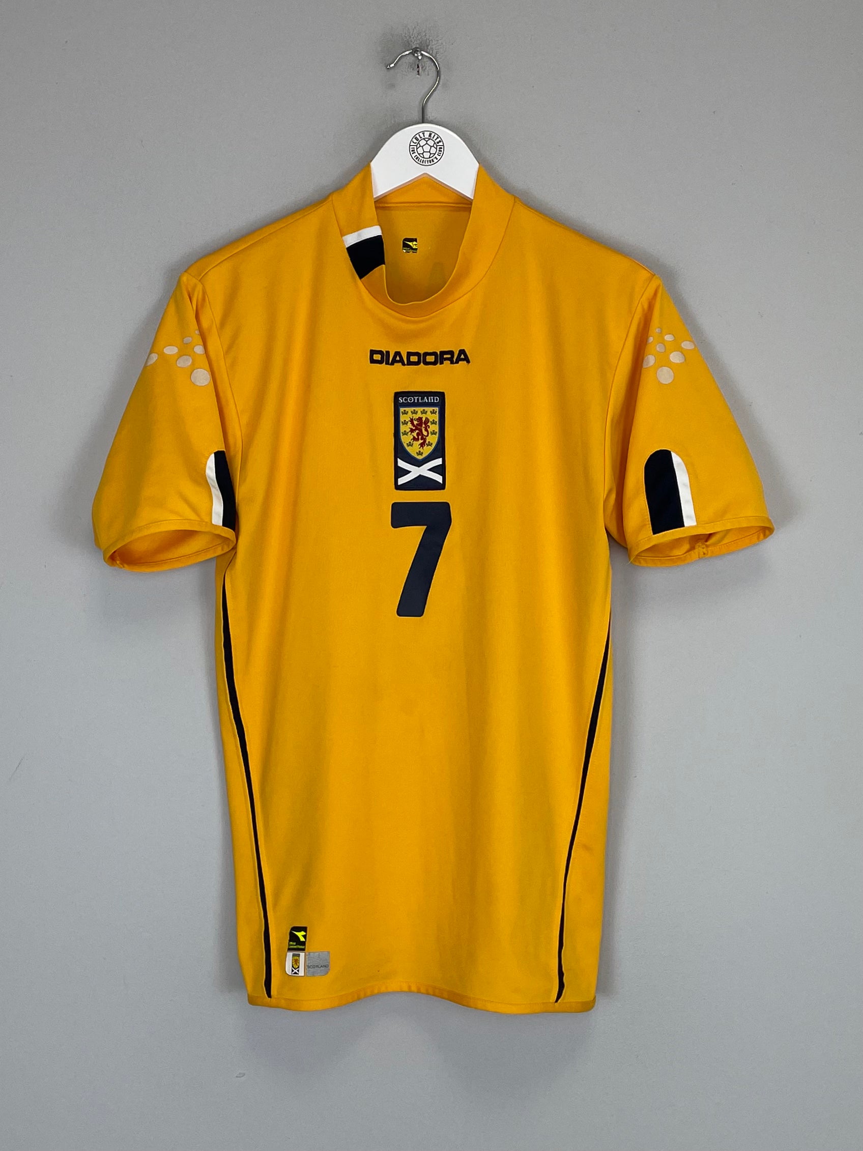 Shop 2004/06 SCOTLAND MCFADEN #7 THIRD SHIRT (M) DIADORA, classic football shirts, vintage football shirts & retro soccer jerseys at Cult Kits