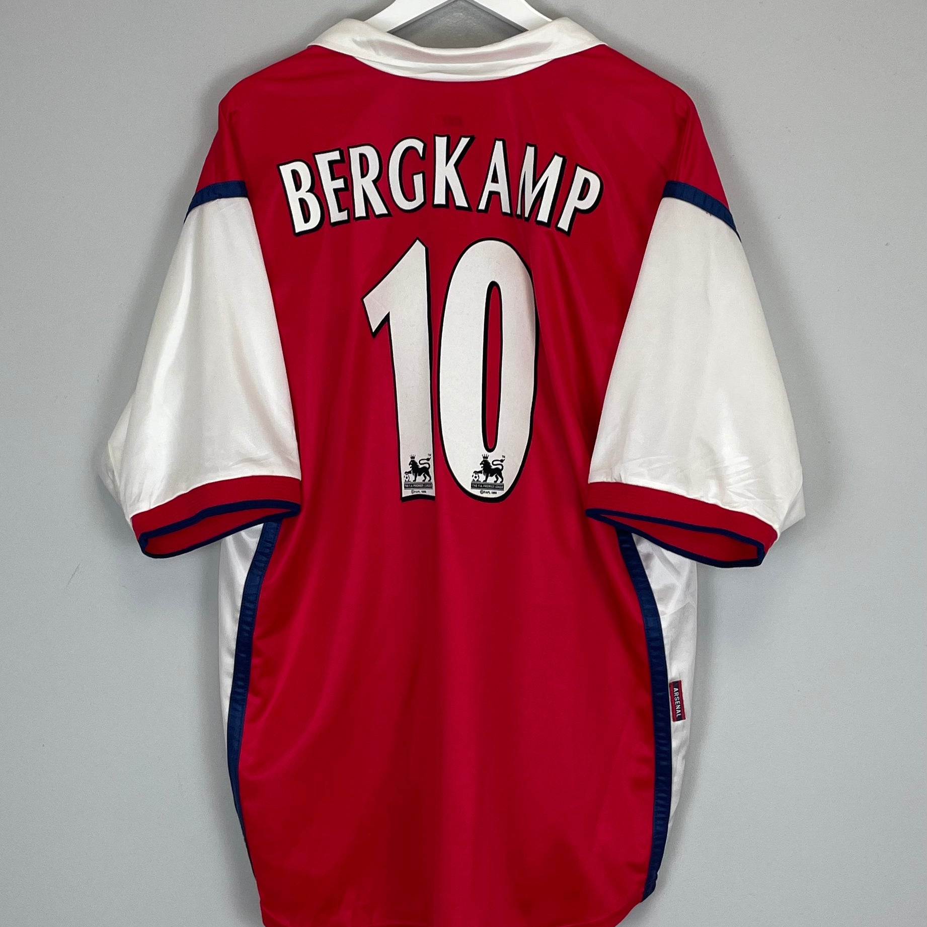 Shop 1998/99 ARSENAL BERGKAMP #10 HOME SHIRT (XXL) NIKE, classic football shirts, vintage football shirts & retro soccer jerseys at Cult Kits