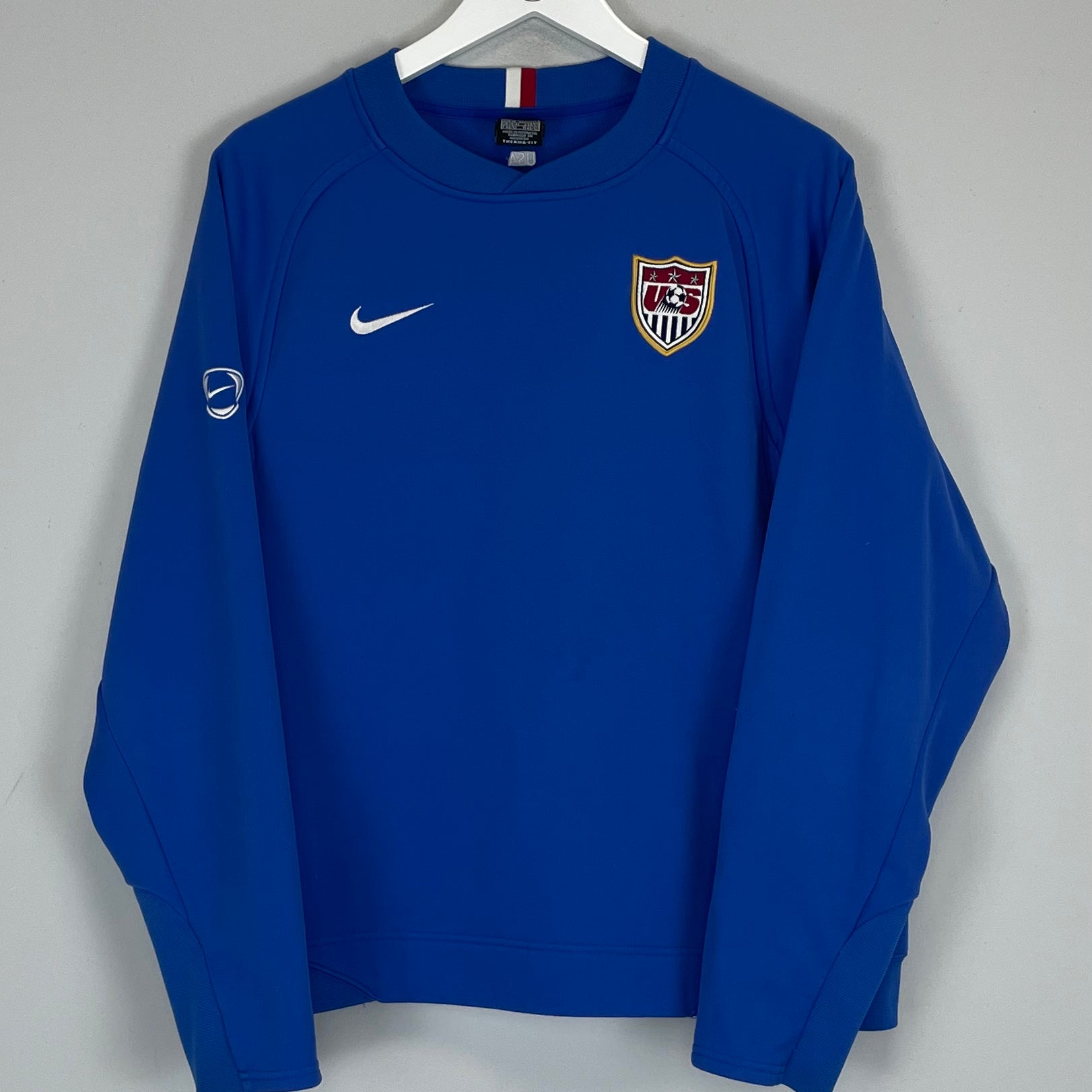 Shop 2008 USA JUMPER (M) NIKE, classic football shirts, vintage football shirts & retro soccer jerseys at Cult Kits